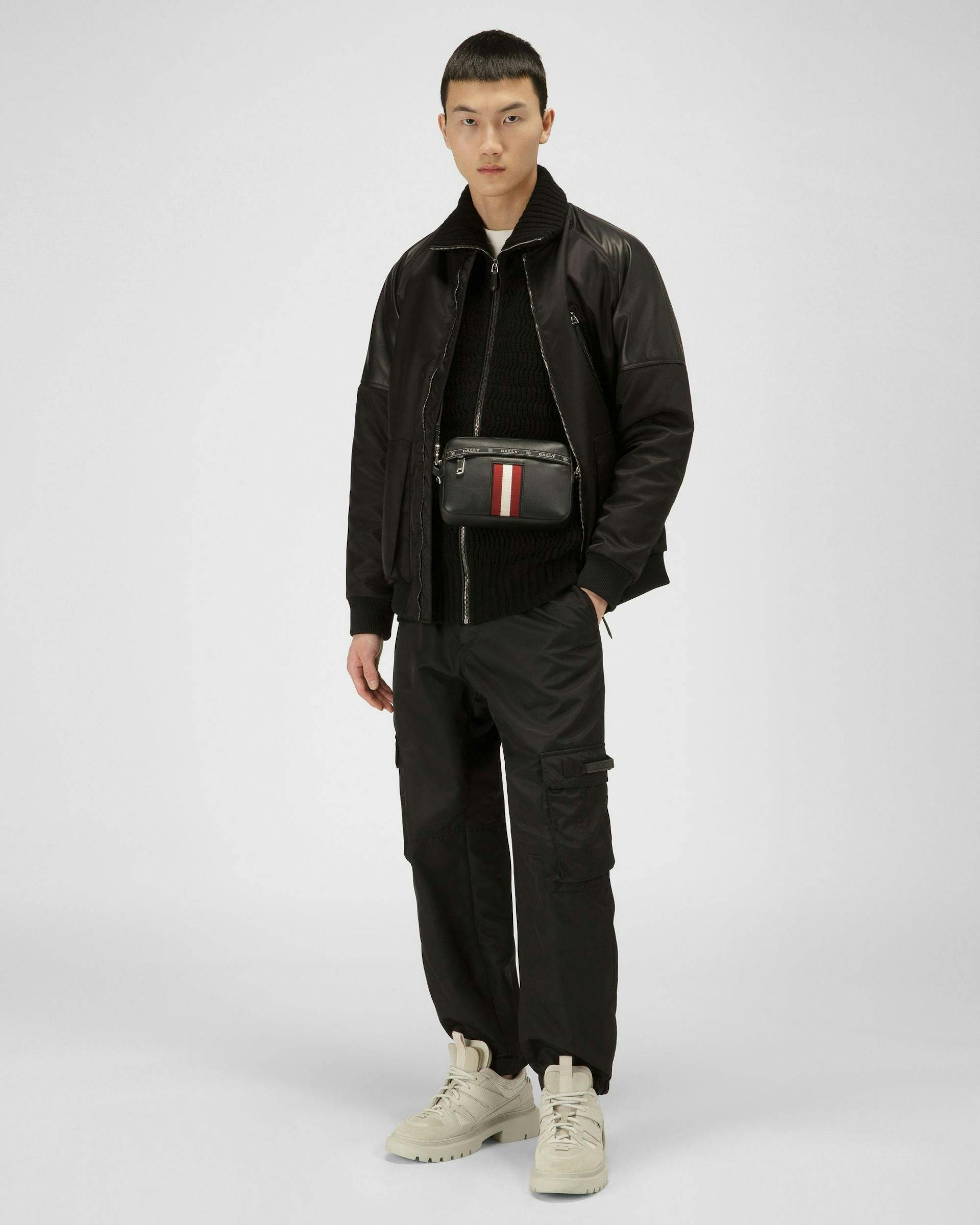 High Point Cross-Body Bag In Black Leather - Men's - Bally - 02