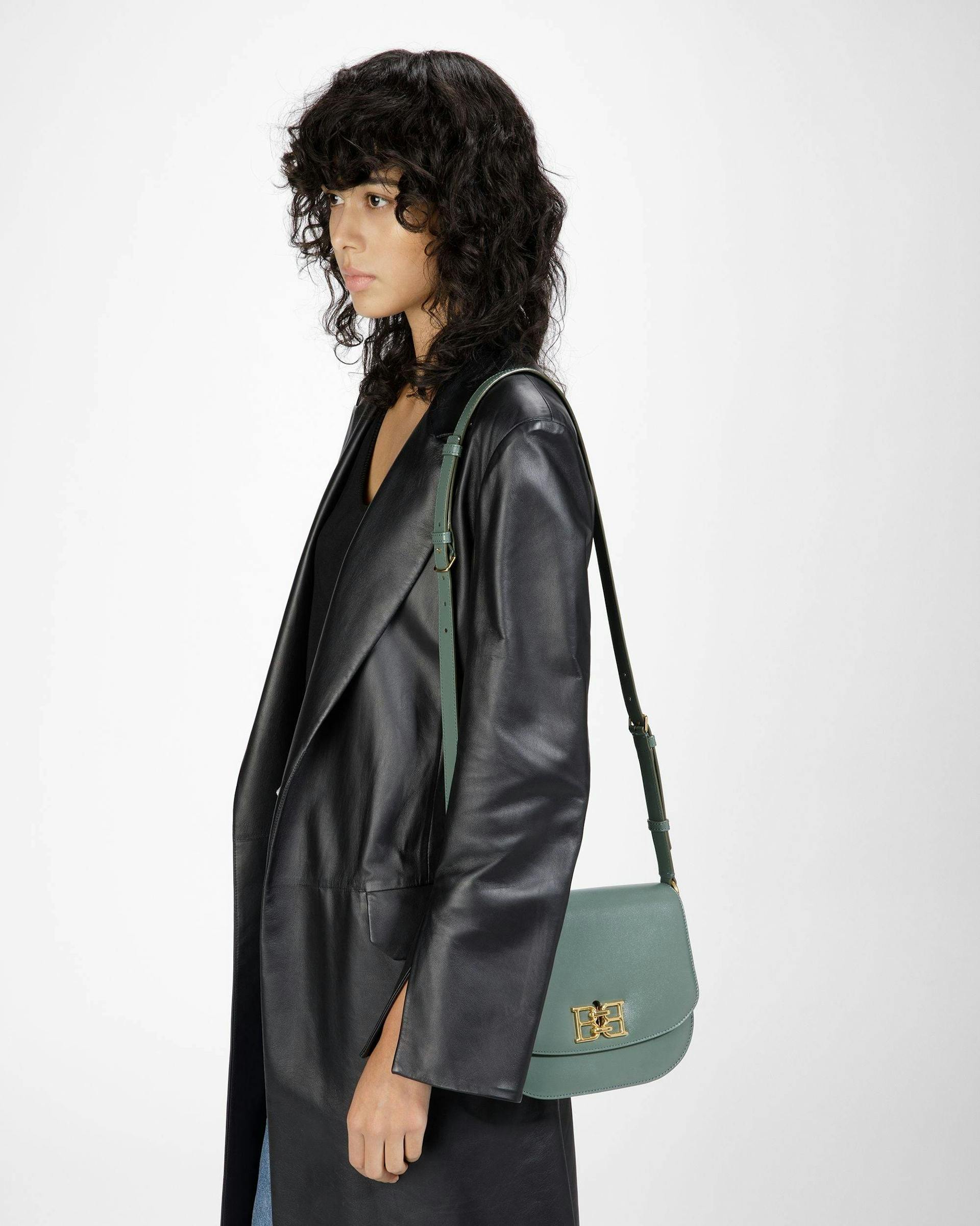 Beckie Leather Crossbody Bag In Sage - Women's - Bally - 08