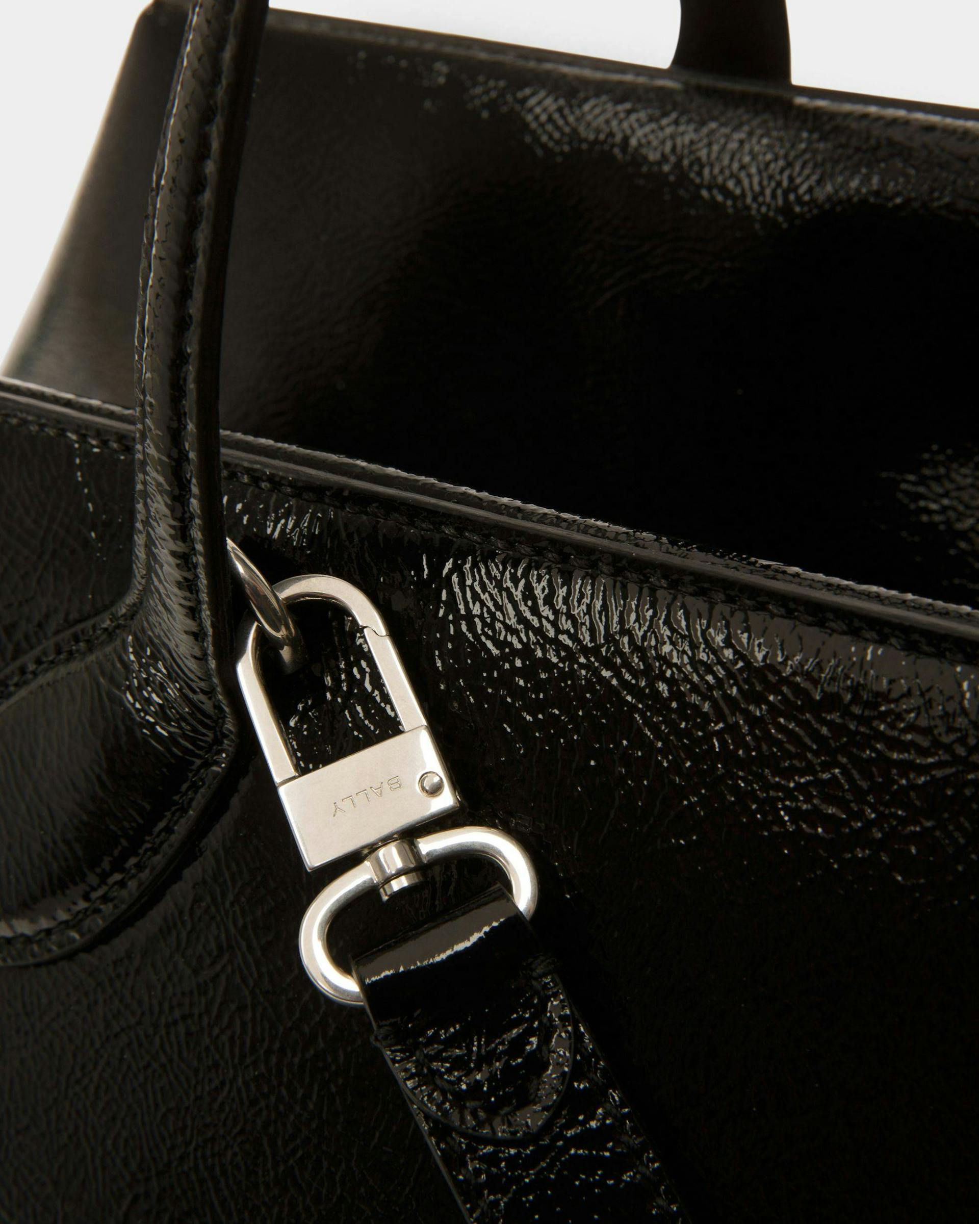 Cal Crossbody Bag In Black Leather - Men's - Bally - 06