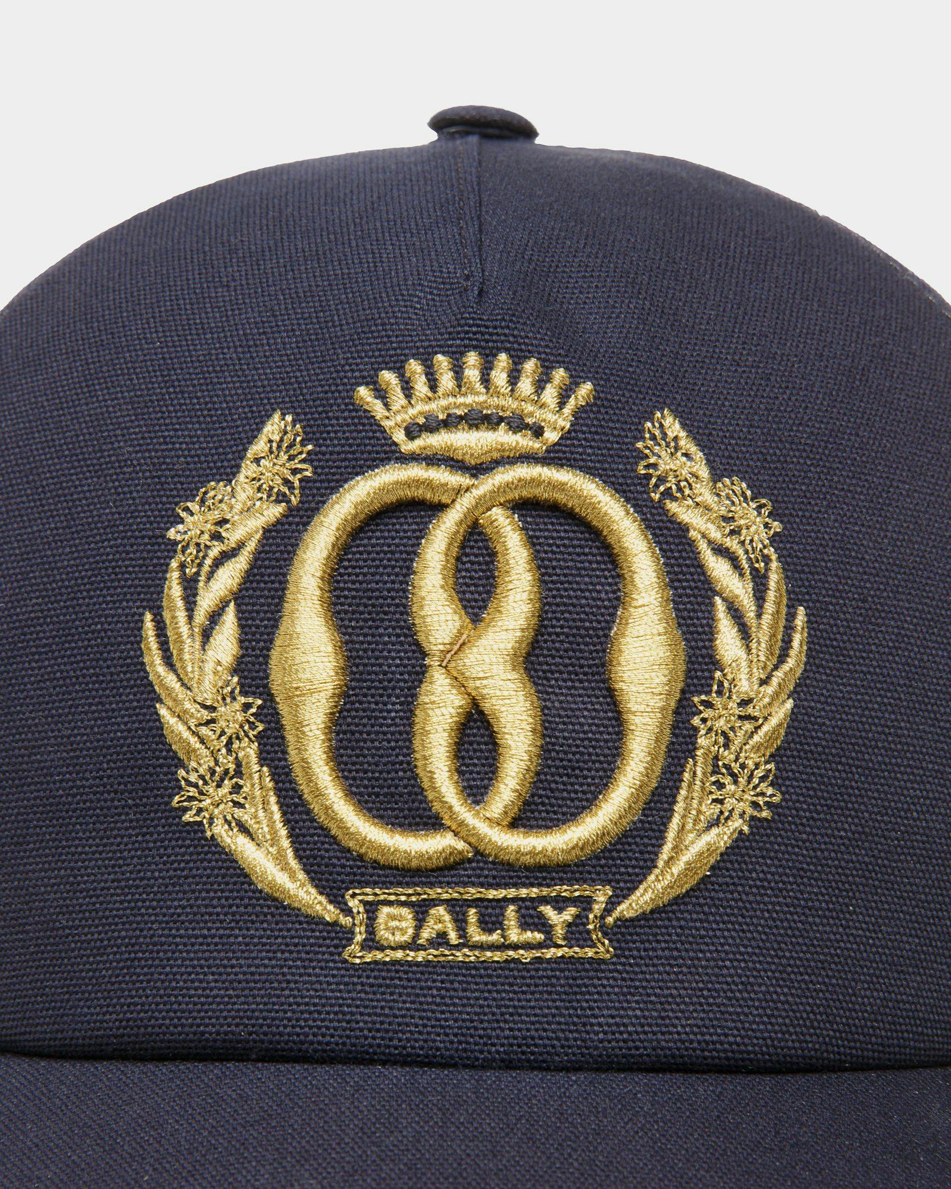 Emblem Baseball Hat In Midnight Cotton - Men's - Bally - 04