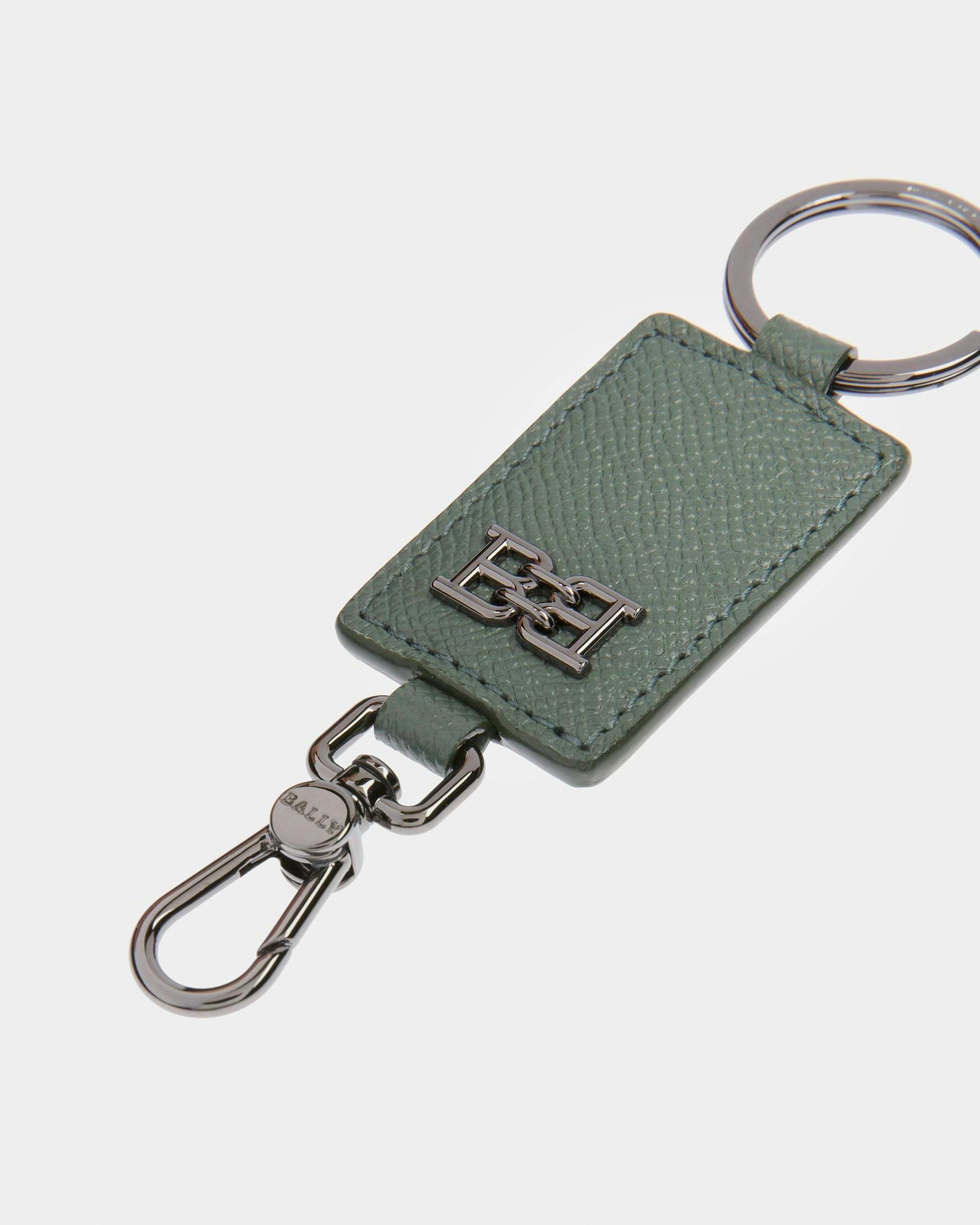 Bhary B-Chain Detail Leather Key Holder In Sage - Men's - Bally - 03