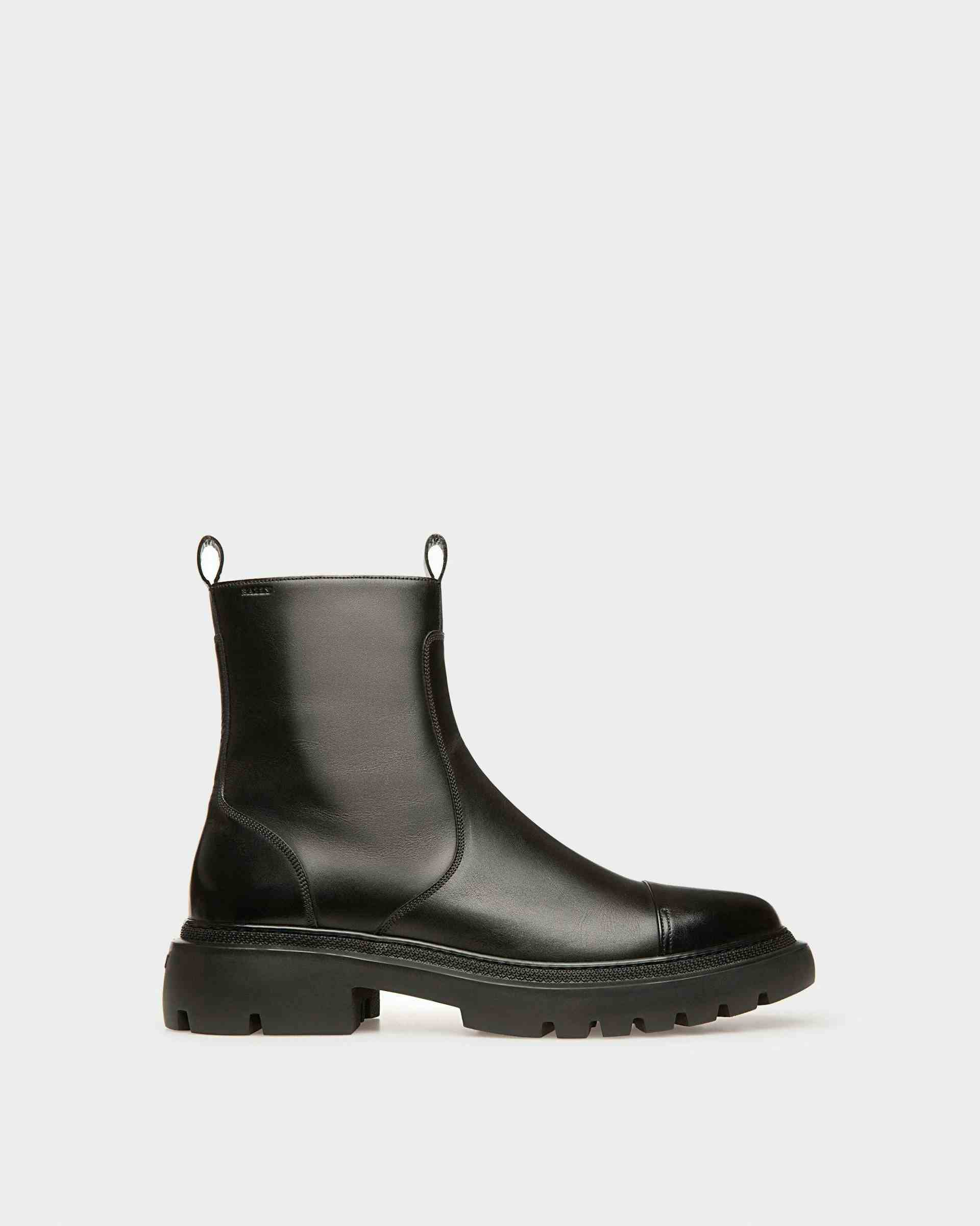 Vaughen Leather Boots In Black - Men's - Bally