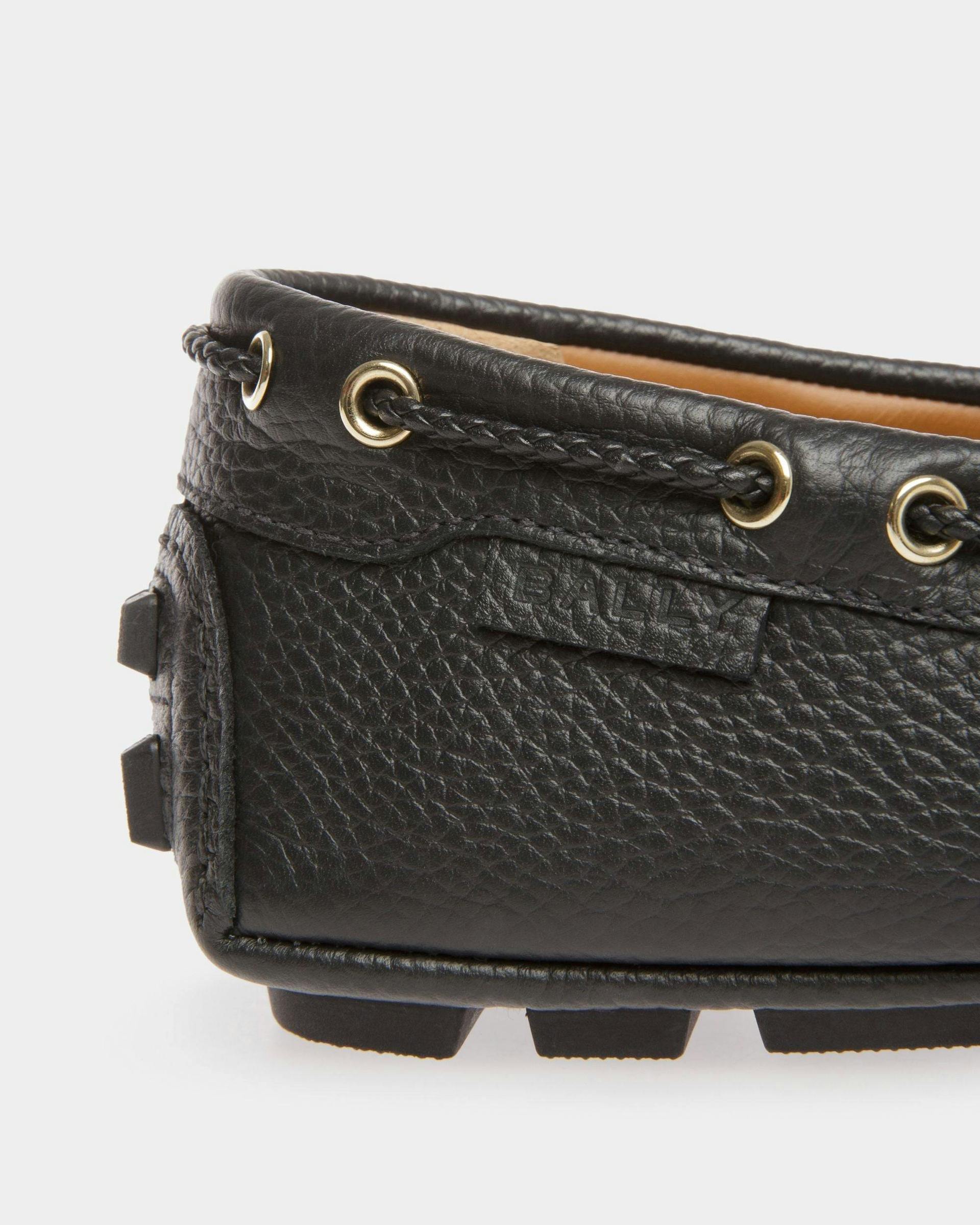 Men's Kerbs Drivers In Black Leather | Bally | Still Life Detail