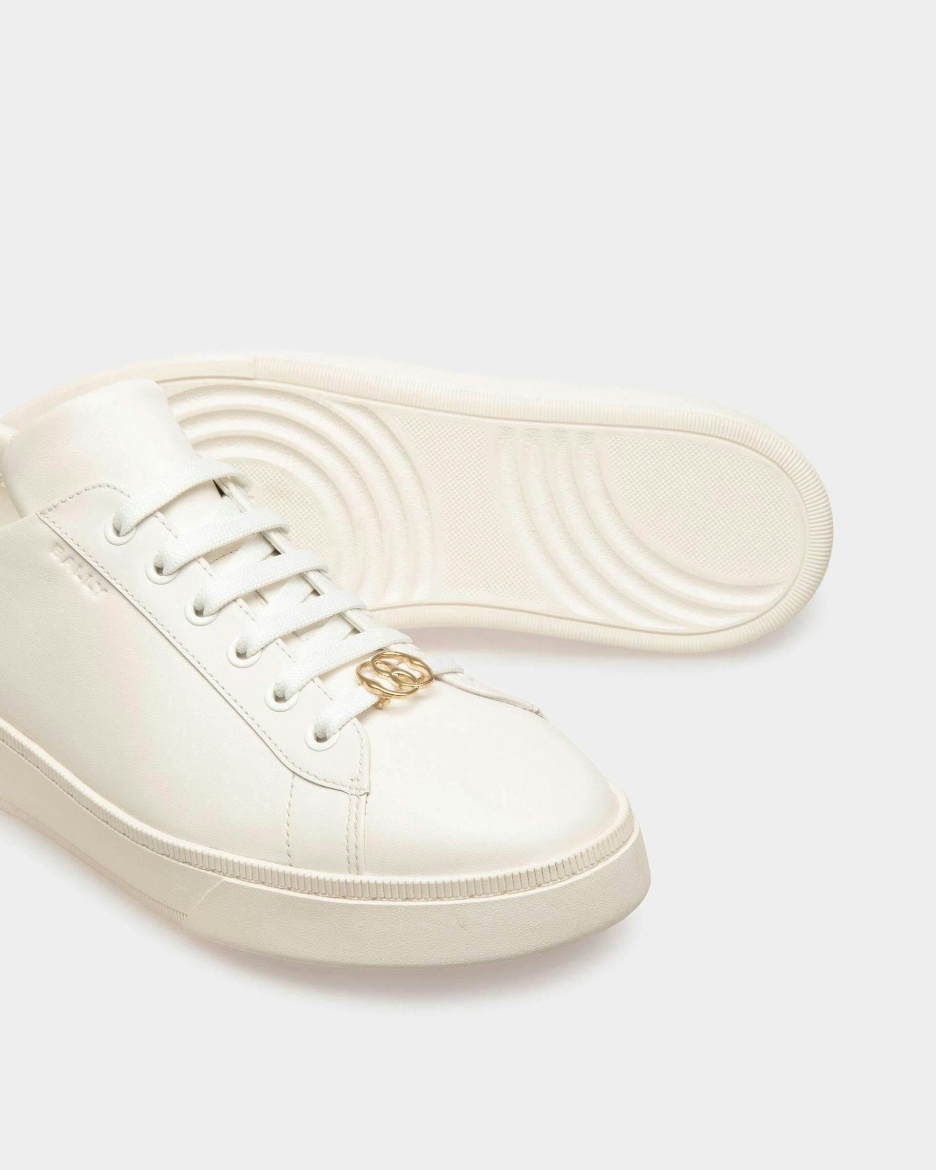 Raise Sneakers In White Leather - Men's - Bally - 06