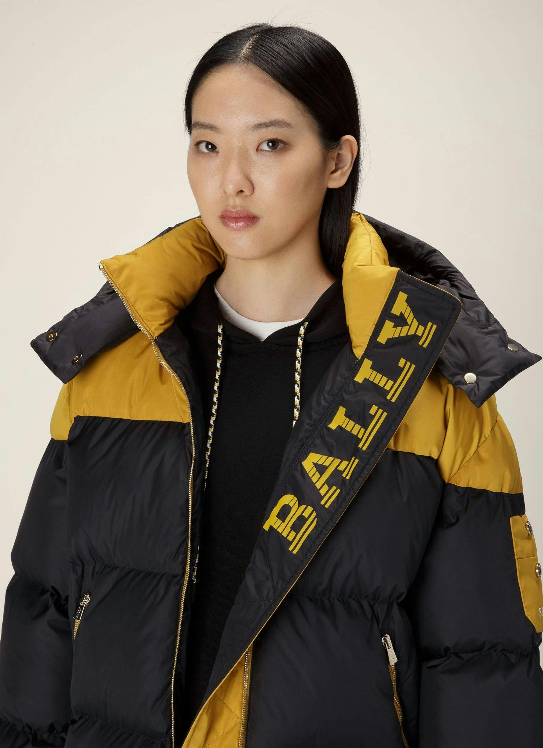 WINTER GOLD Outerwear In Black & Yellow         - Femme - Bally - 02