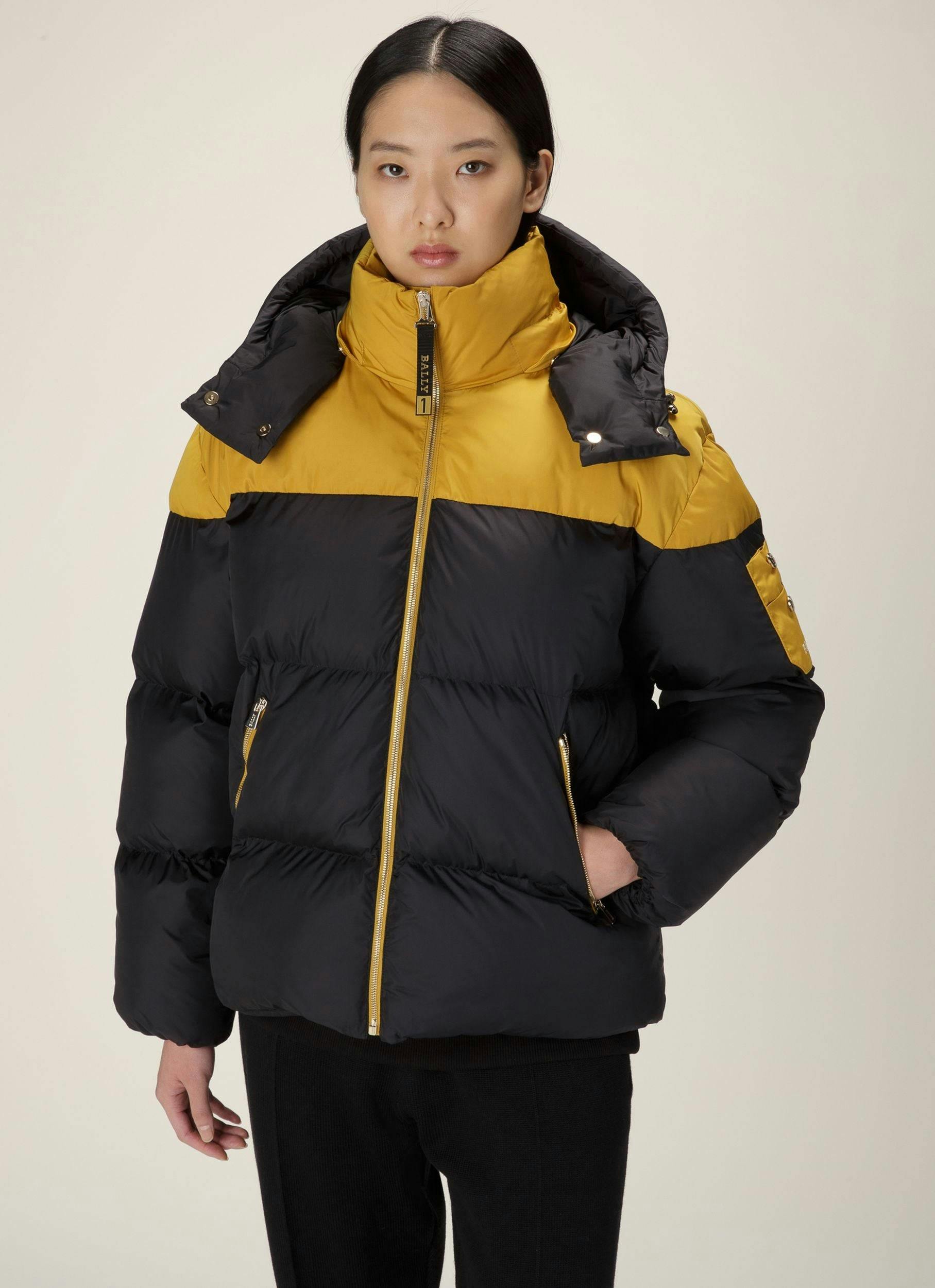 WINTER GOLD Outerwear In Black & Yellow         - Femme - Bally - 03