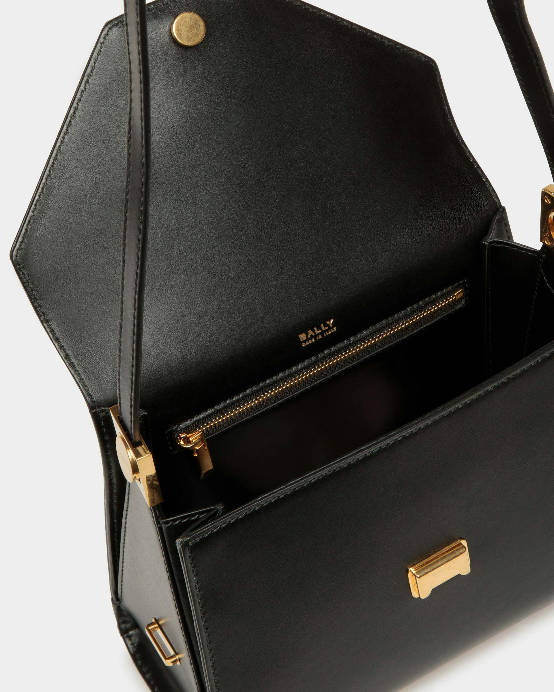 Emblem Top Handle Bag In Black Leather - Women's - Bally - 04
