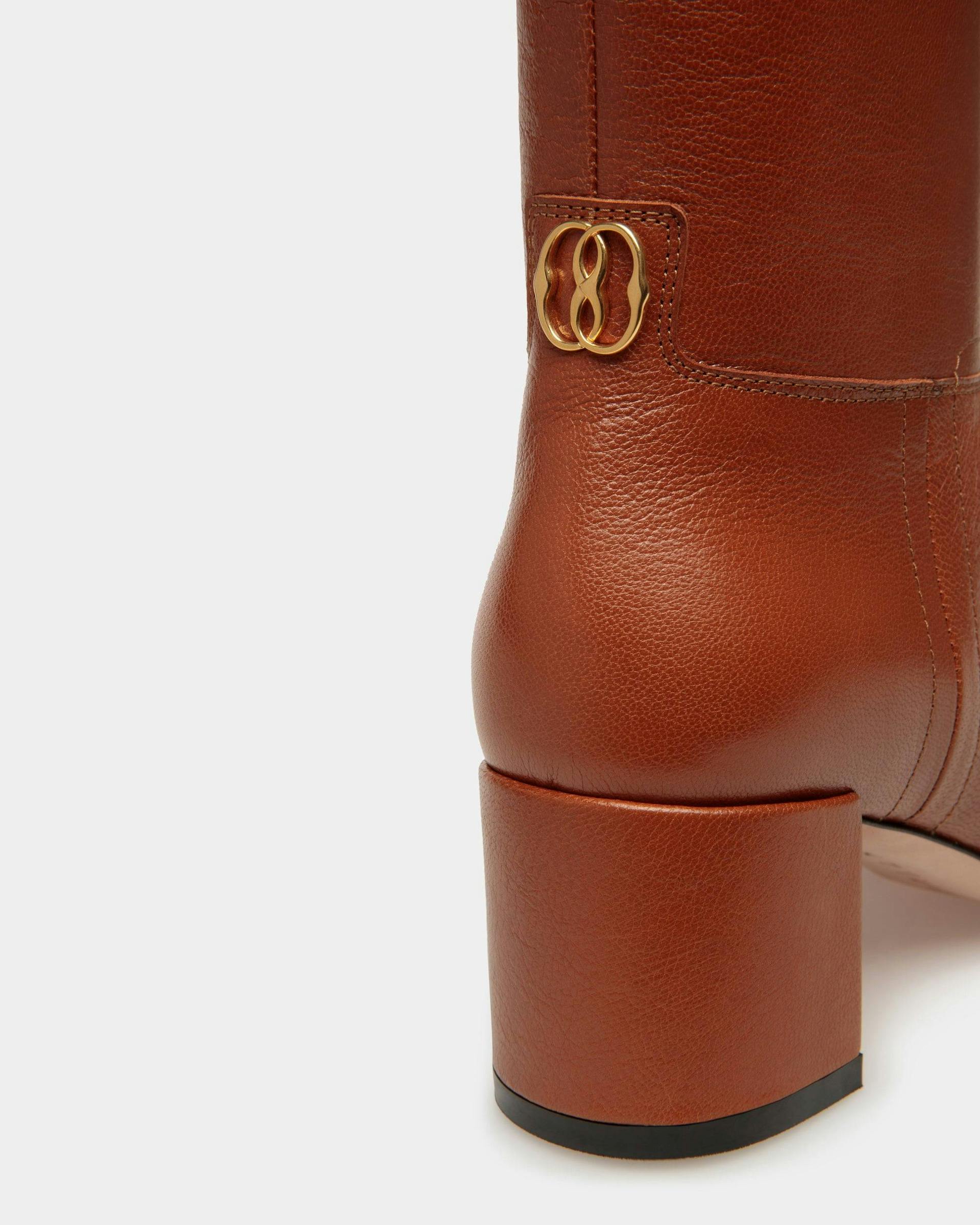 Daily Emblem Booties In Brown Leather - Women's - Bally - 04
