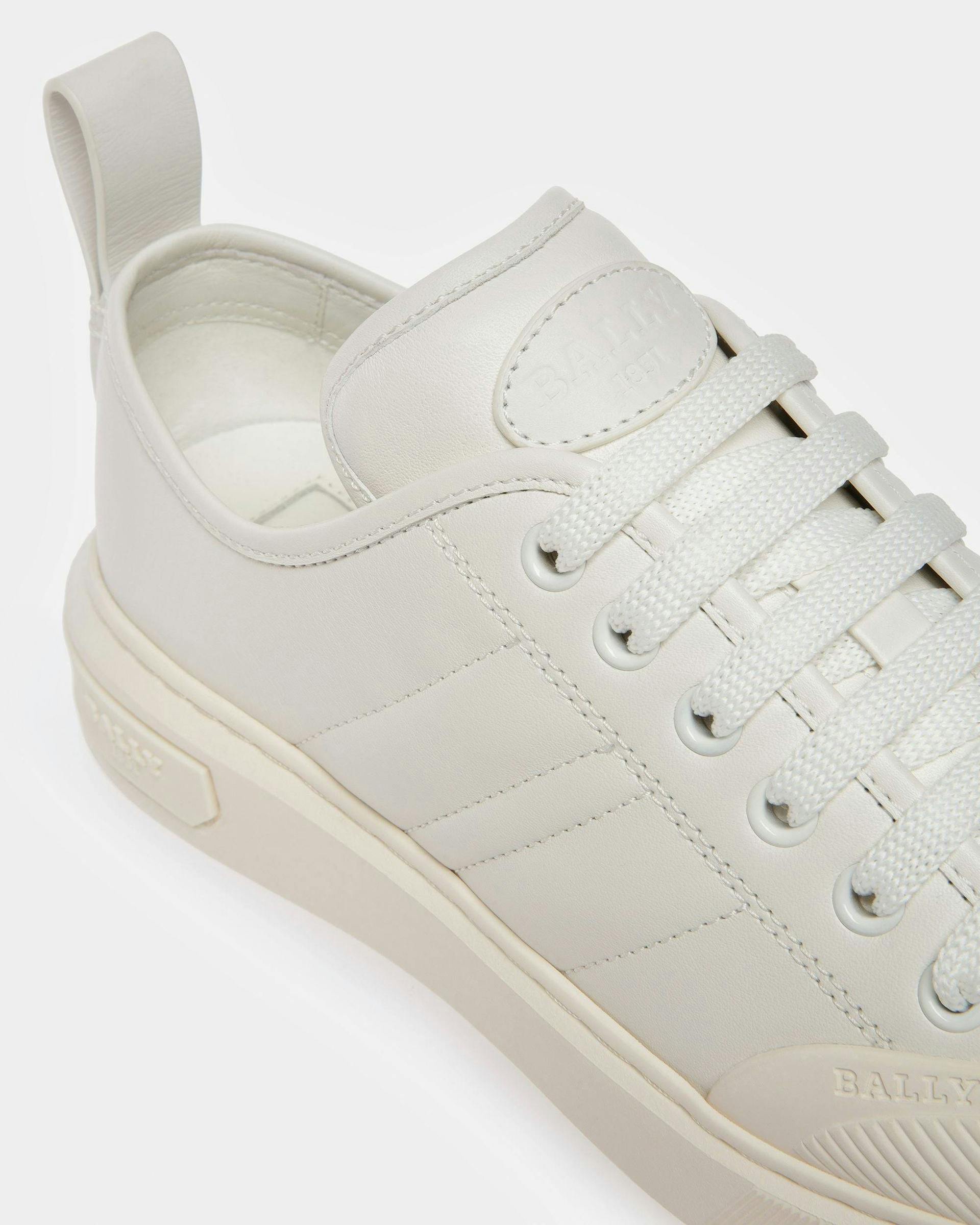 Medyn Leather Sneakers In White - Women's - Bally - 06