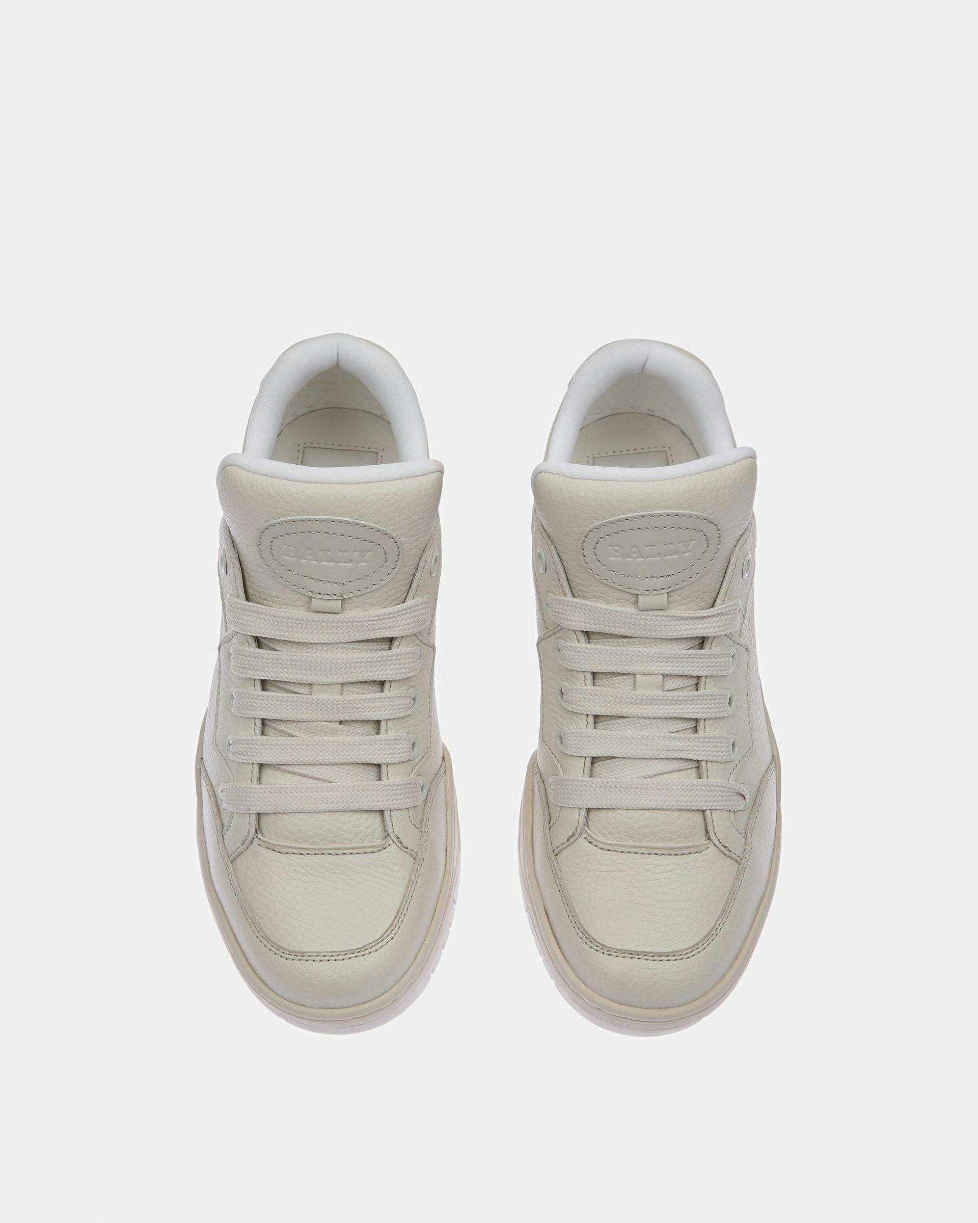Kiro Leather Sneakers In Dusty White - Women's - Bally - 02