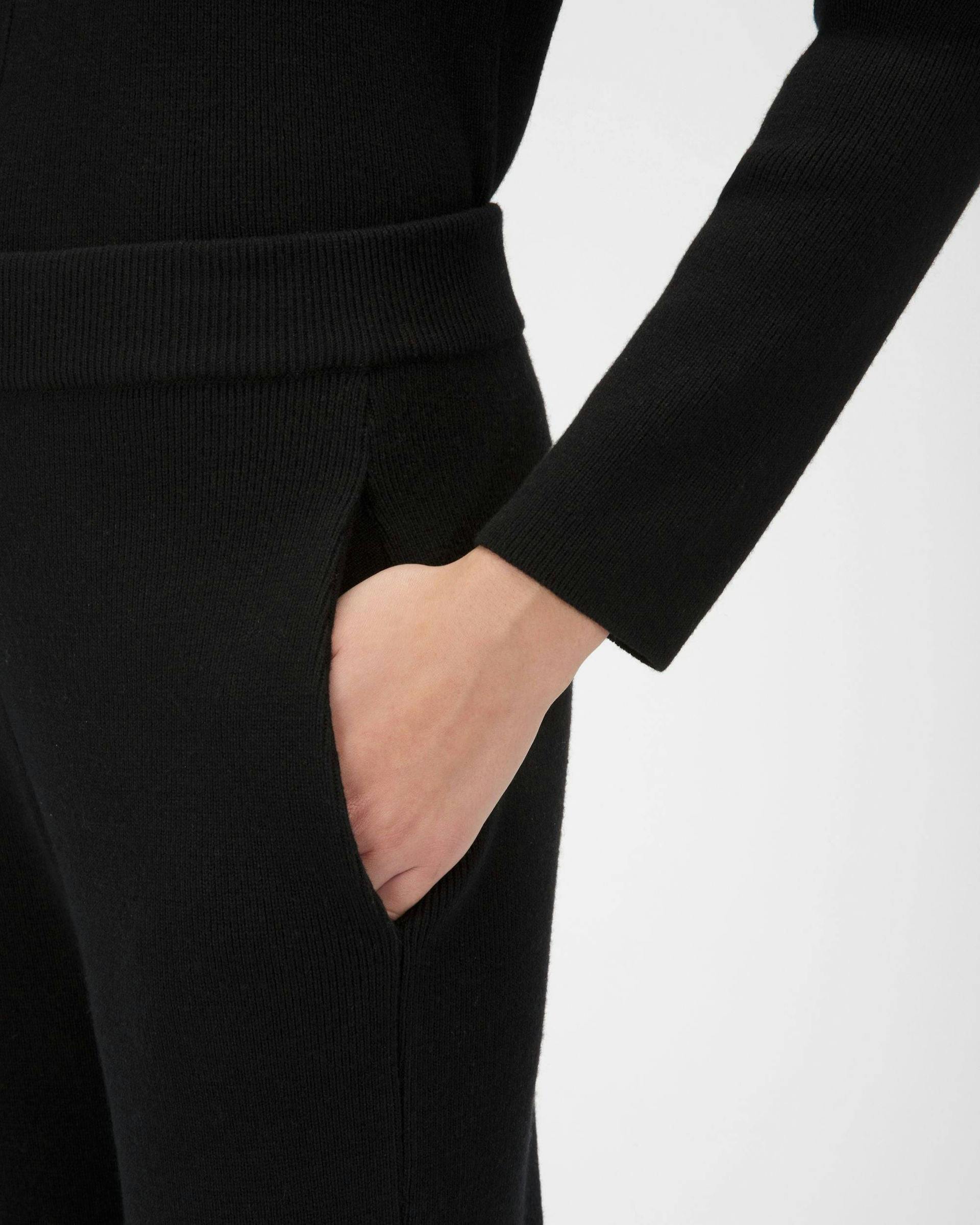 Wool And Silk Trousers In Black - Women's - Bally - 02