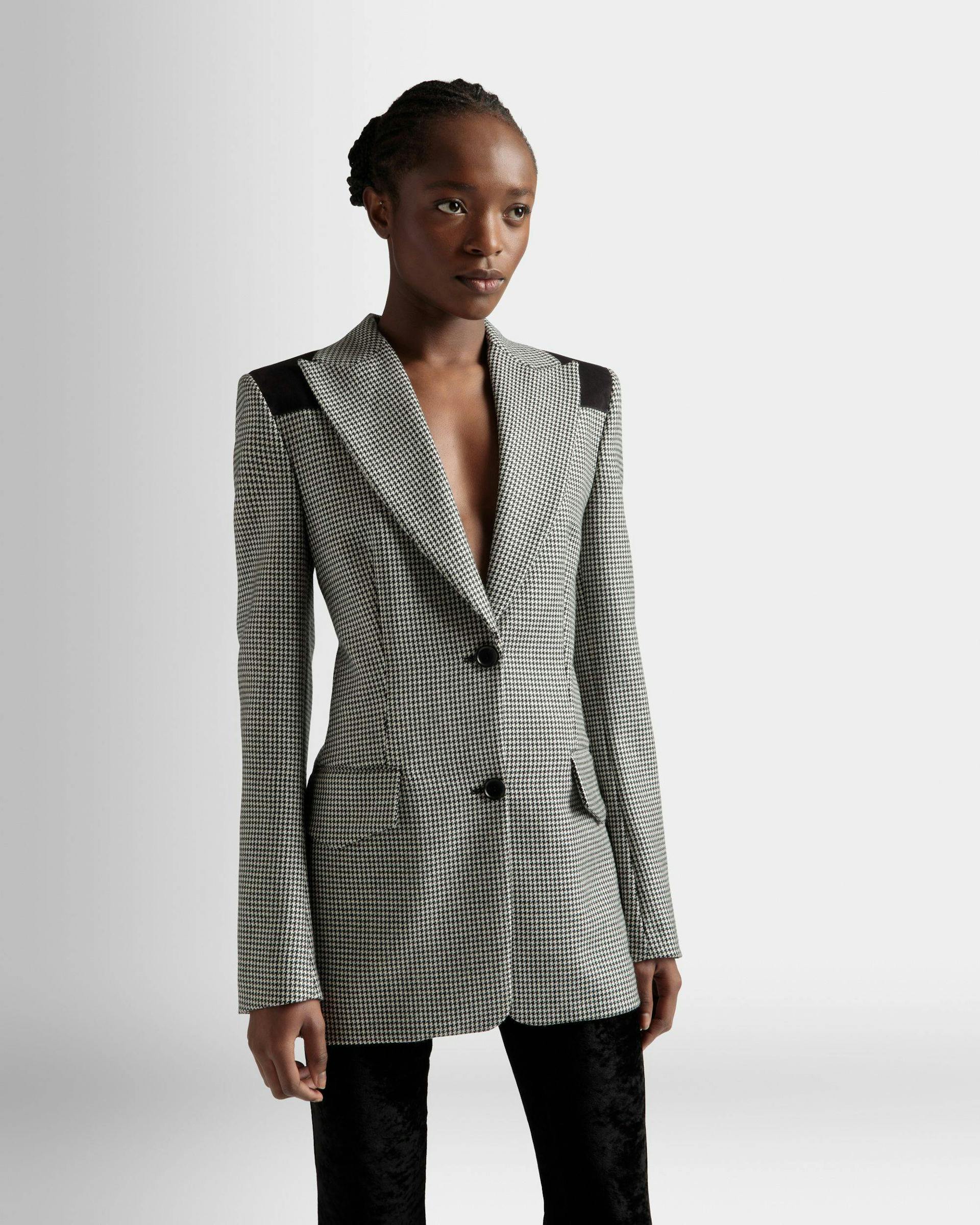 Dogtooth Jacket In Black And White Wool - Women's - Bally - 03