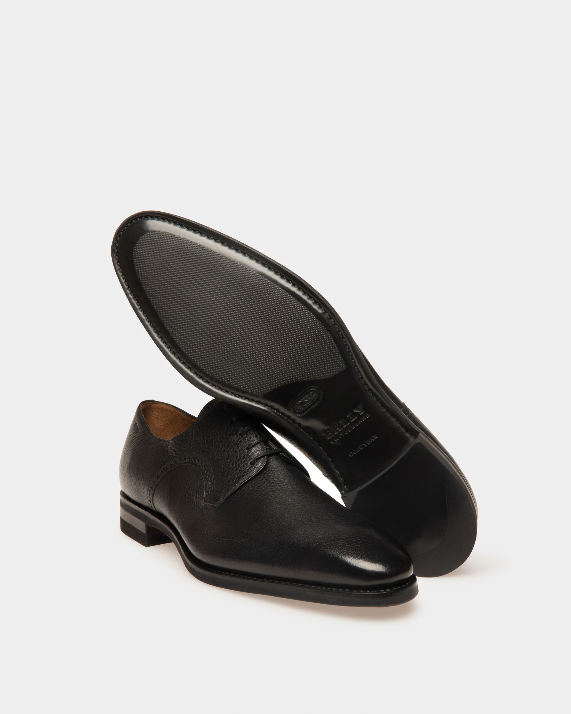 Chaussures Pour Homme En Cuir Noir Verni A La Main - Homme - Bally - 03