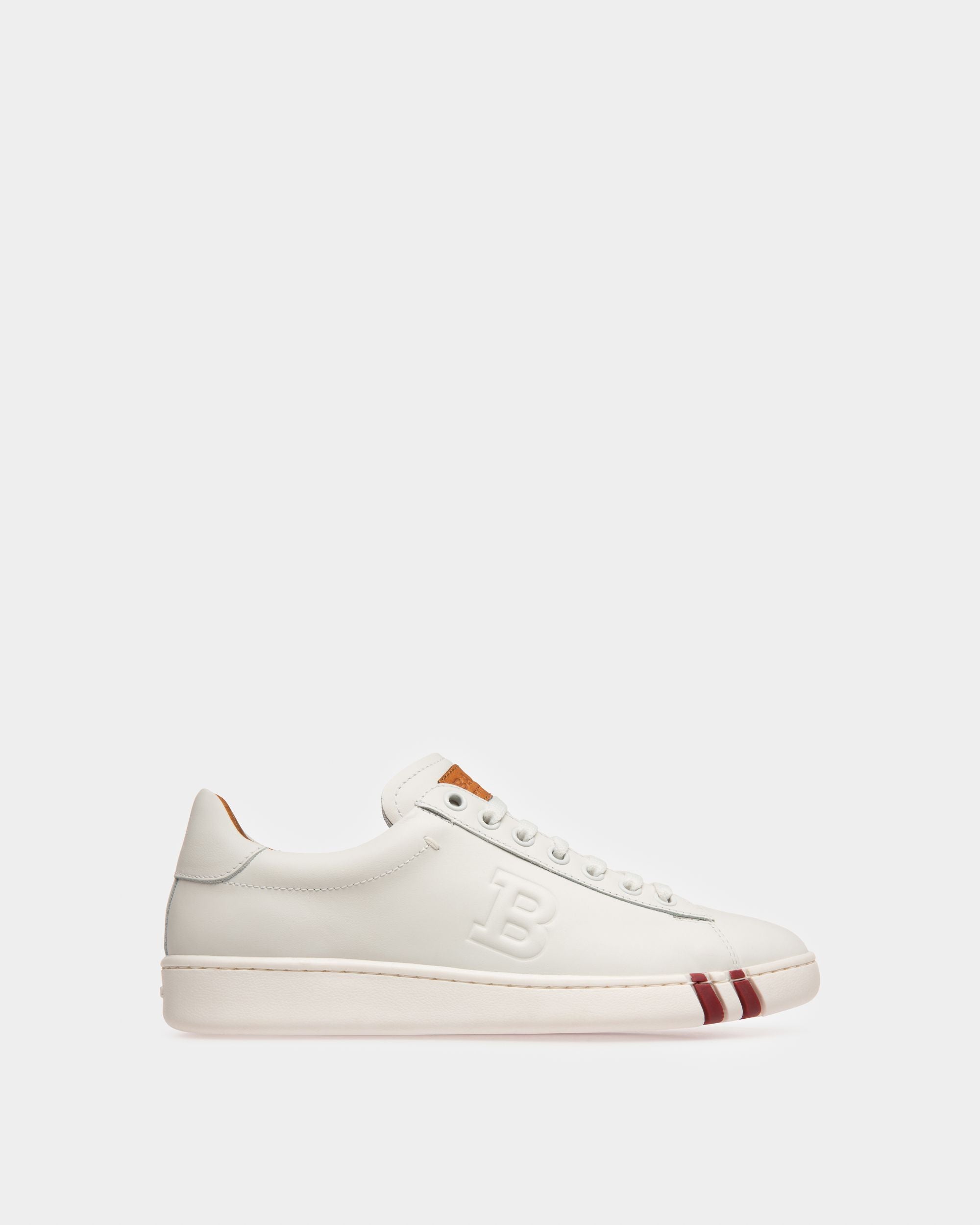 Wivian Women's Leather Perforated Trainer In White - Femme - Bally - 01