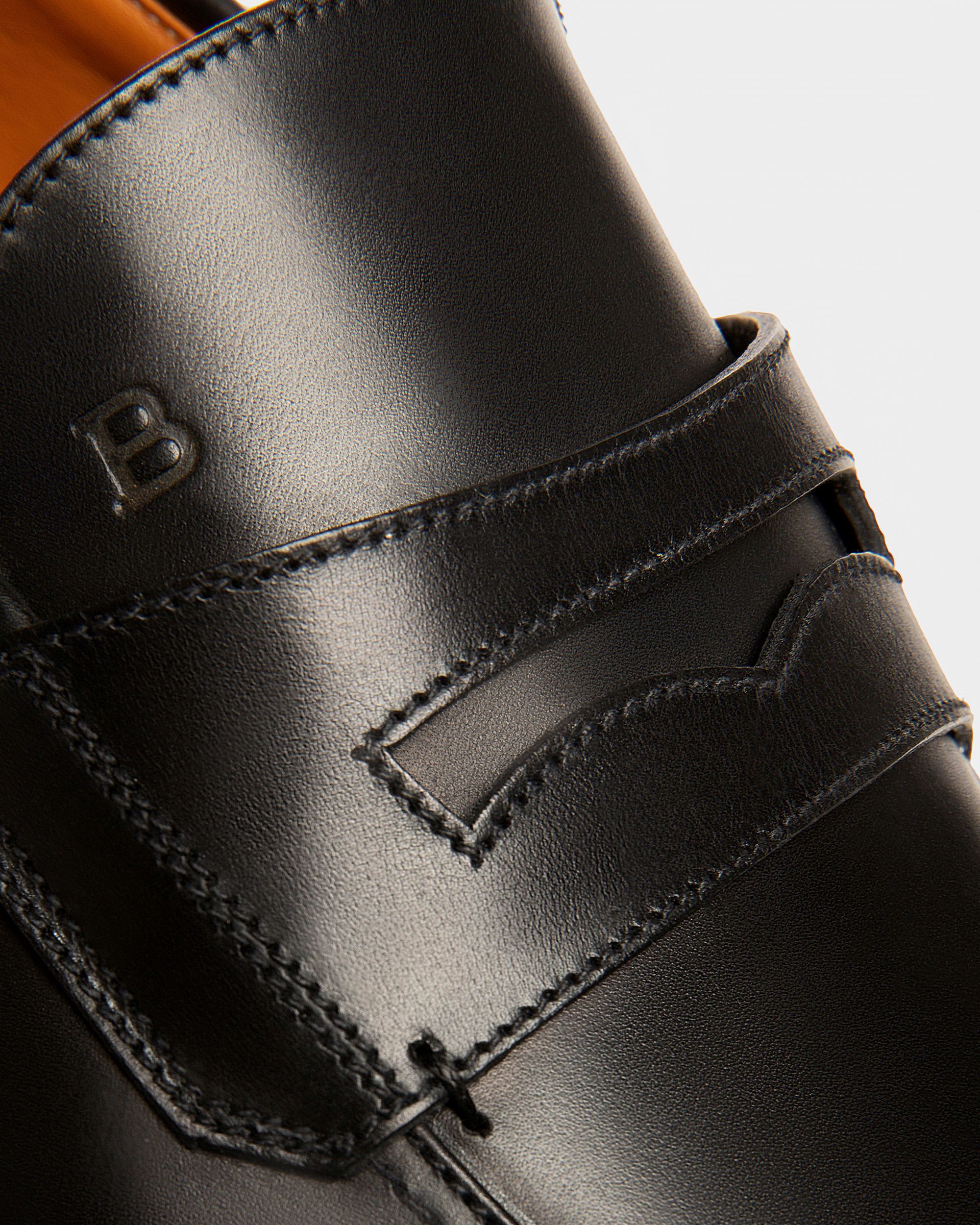 Mocasín Penny Webb De Piel De Becerro Negra Para Hombre - Hombre - Bally - 05