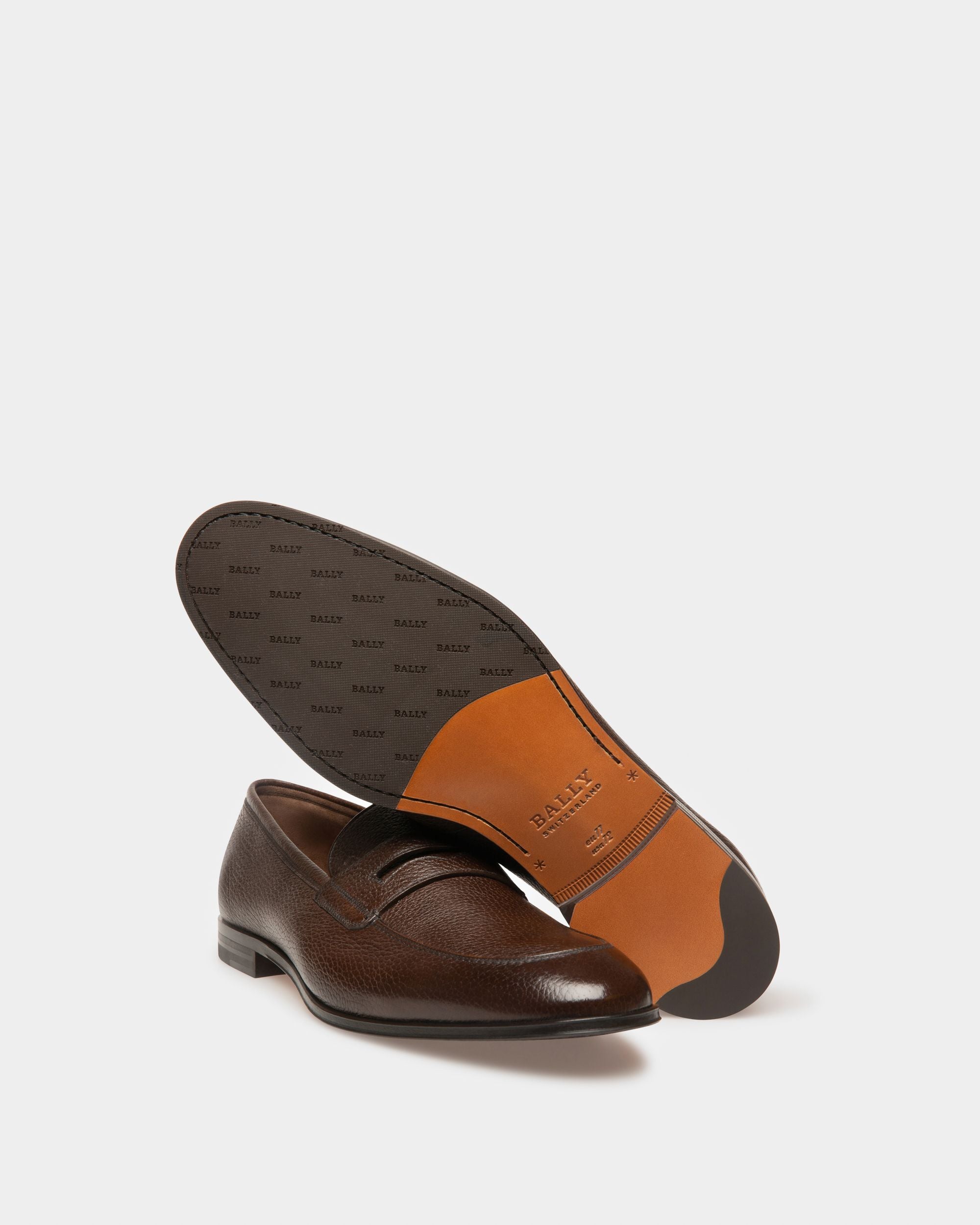 Mocasín Penny Webb De Piel Granulada De Ciervo Color Coco Para Hombre - Hombre - Bally - 05
