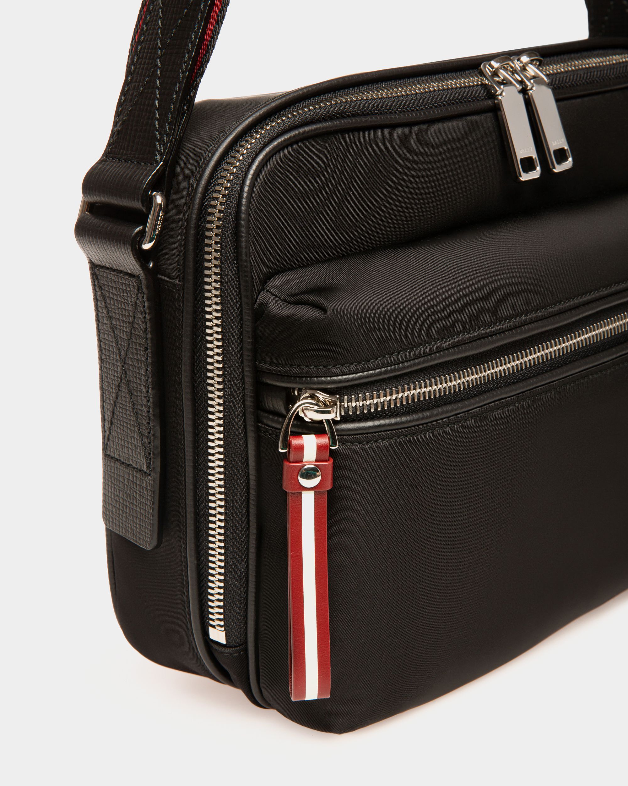 Fiji Reporter Bag Aus Technischem Nylon In Schwarz - Herren - Bally - 05