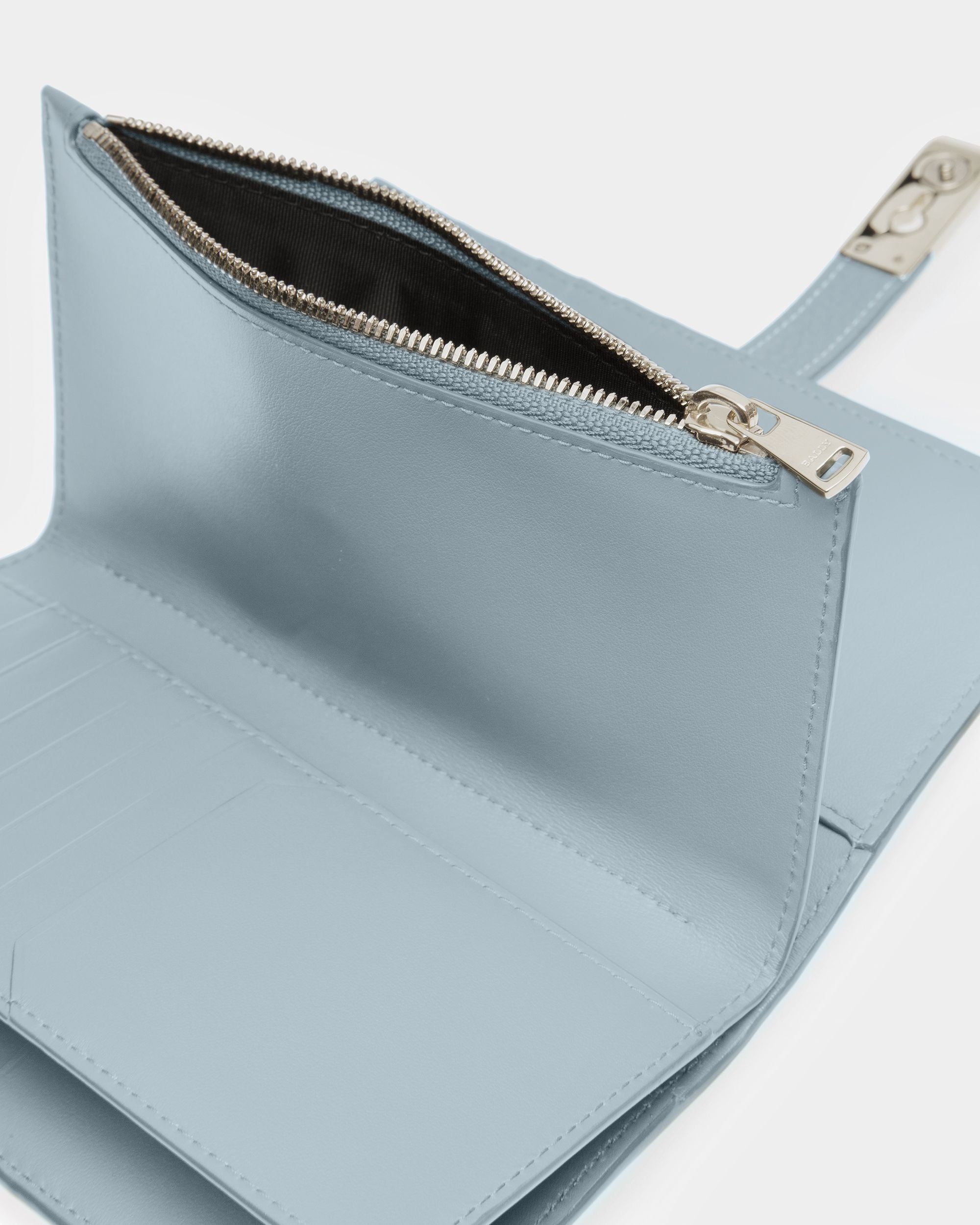 Amber Ledergeldbörse In Hellblau - Damen - Bally - 04