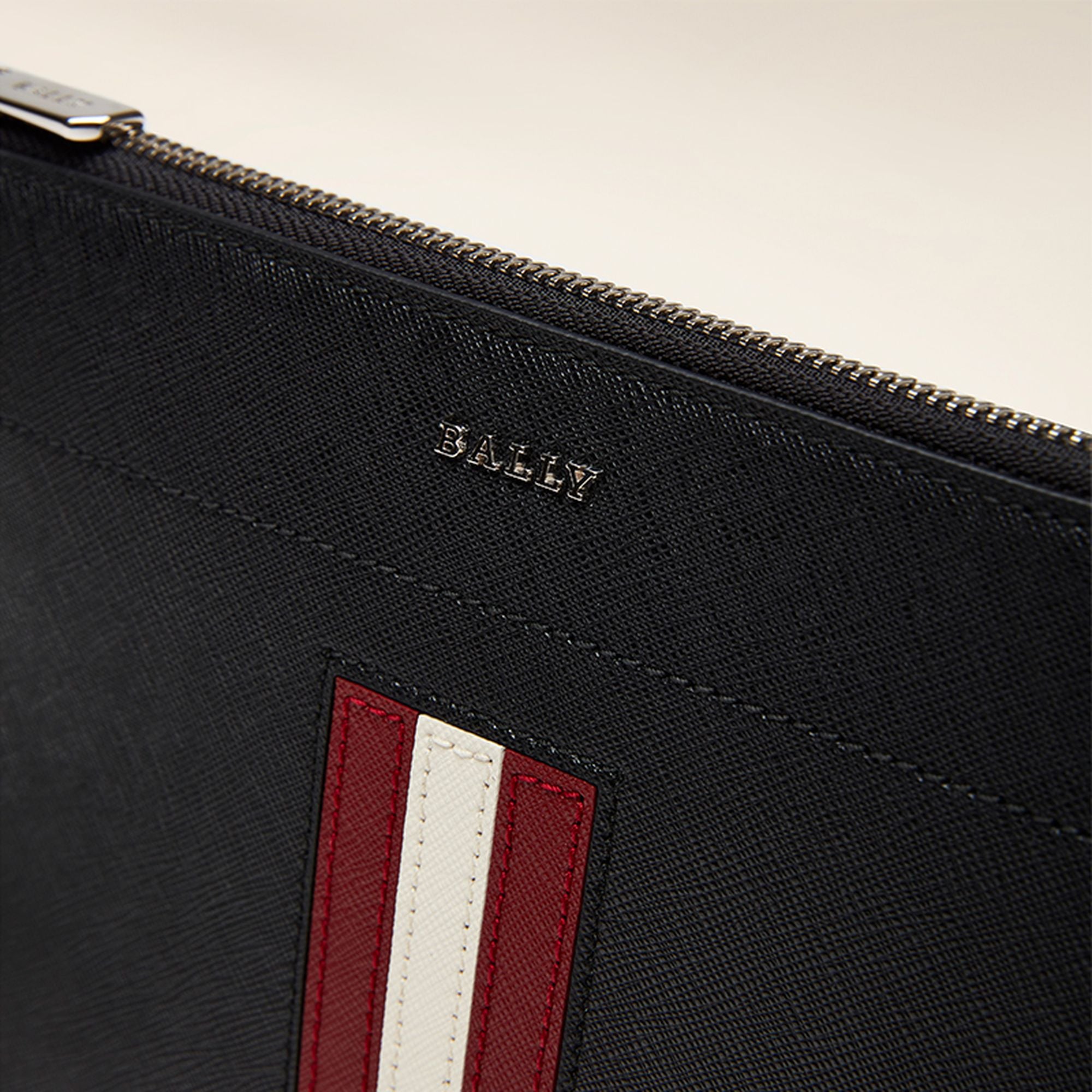 Men's Black Leather Casual Clutch - Hombre - Bally - 04
