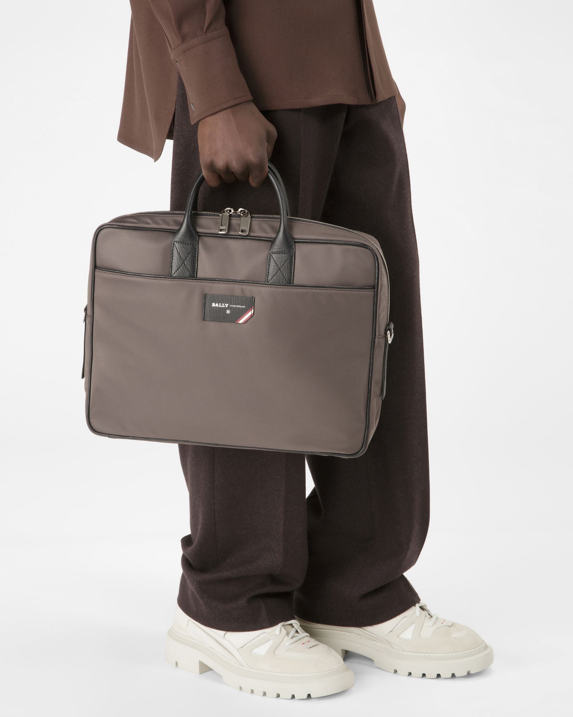Faldy Sac Professionnel En Nylon Recyclé Vert Militaire - Homme - Bally - 02