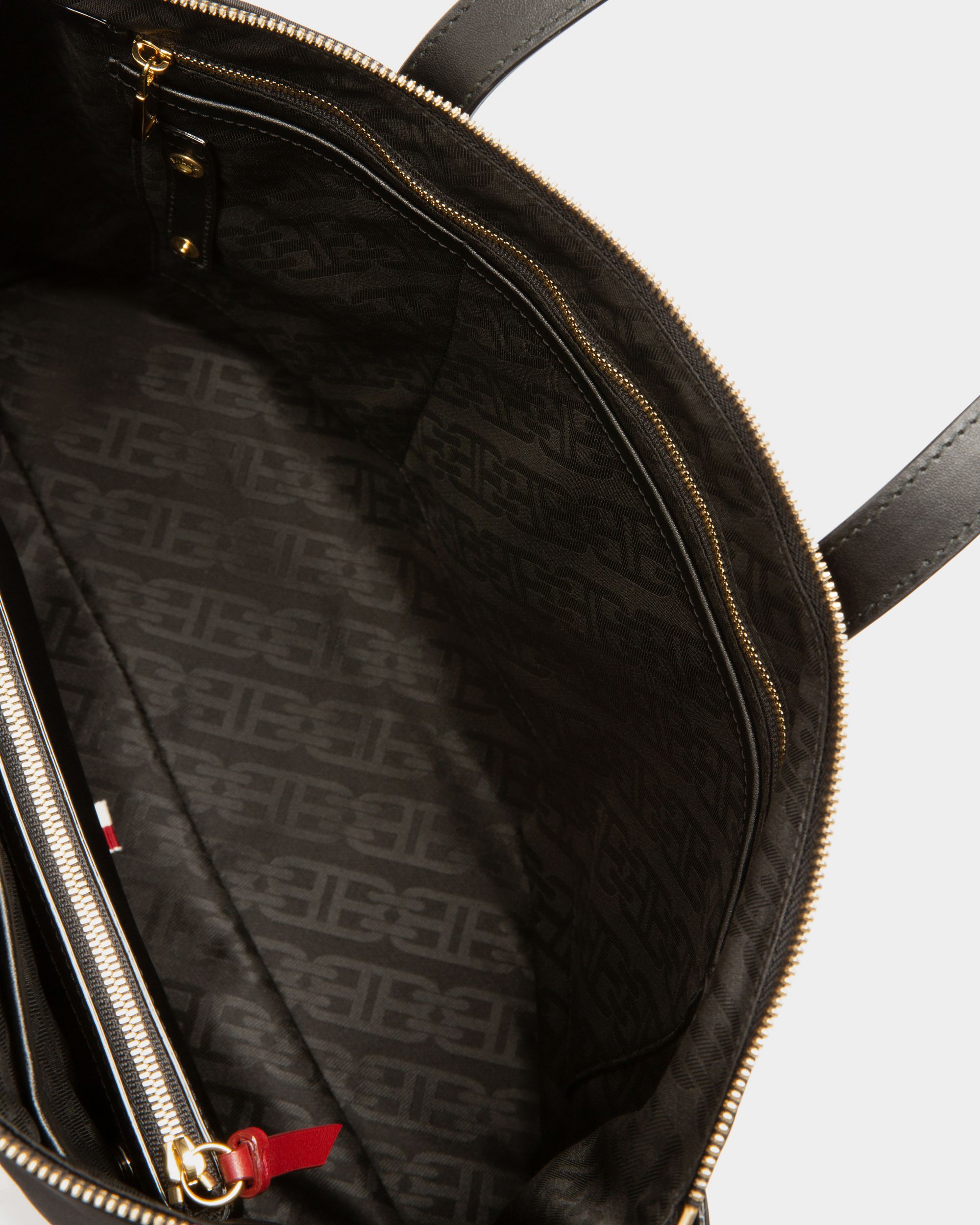 Embeth Cabas En Nylon Recyclé Noir - Femme - Bally - 05