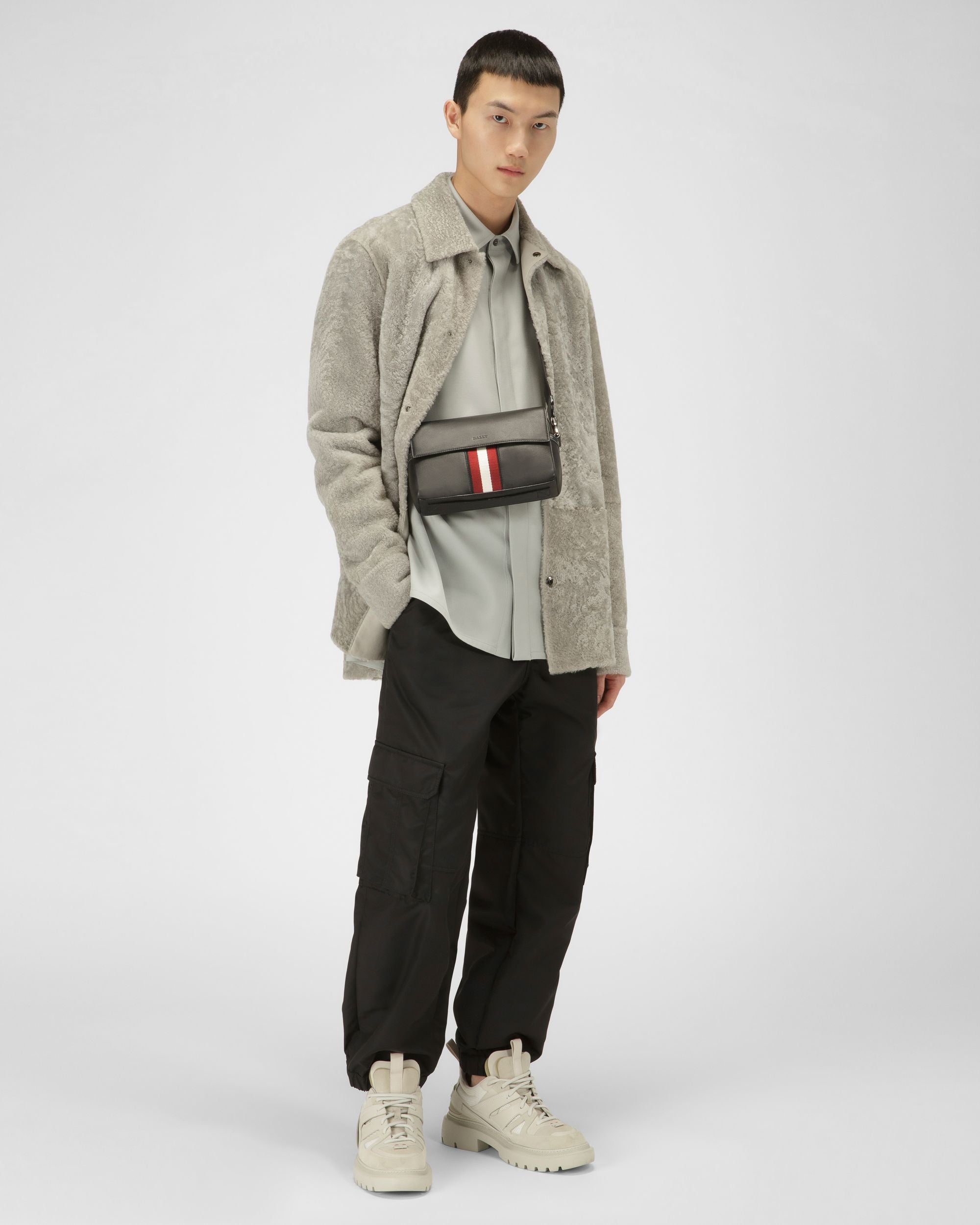 Hymios Sac Bandoulière En Cuir Noir - Homme - Bally - 02