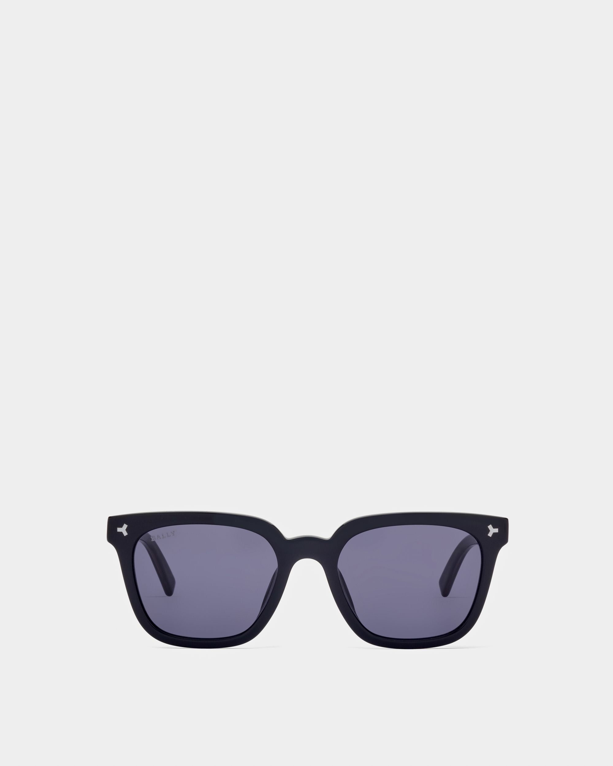 Lunettes De Soleil Eben En Acétate Noir Brillant Et Verres Bleu Fumé Lunettes De Soleil En Acétate Noir Brillant Et Verres Fumés Bleen - Homme - Bally - 01