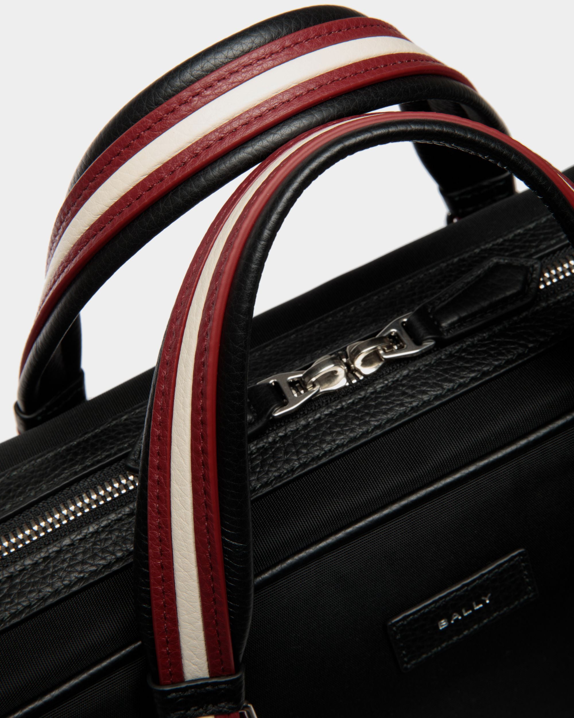 Maletín Code De Nailon En Negro - Hombre - Bally - 05