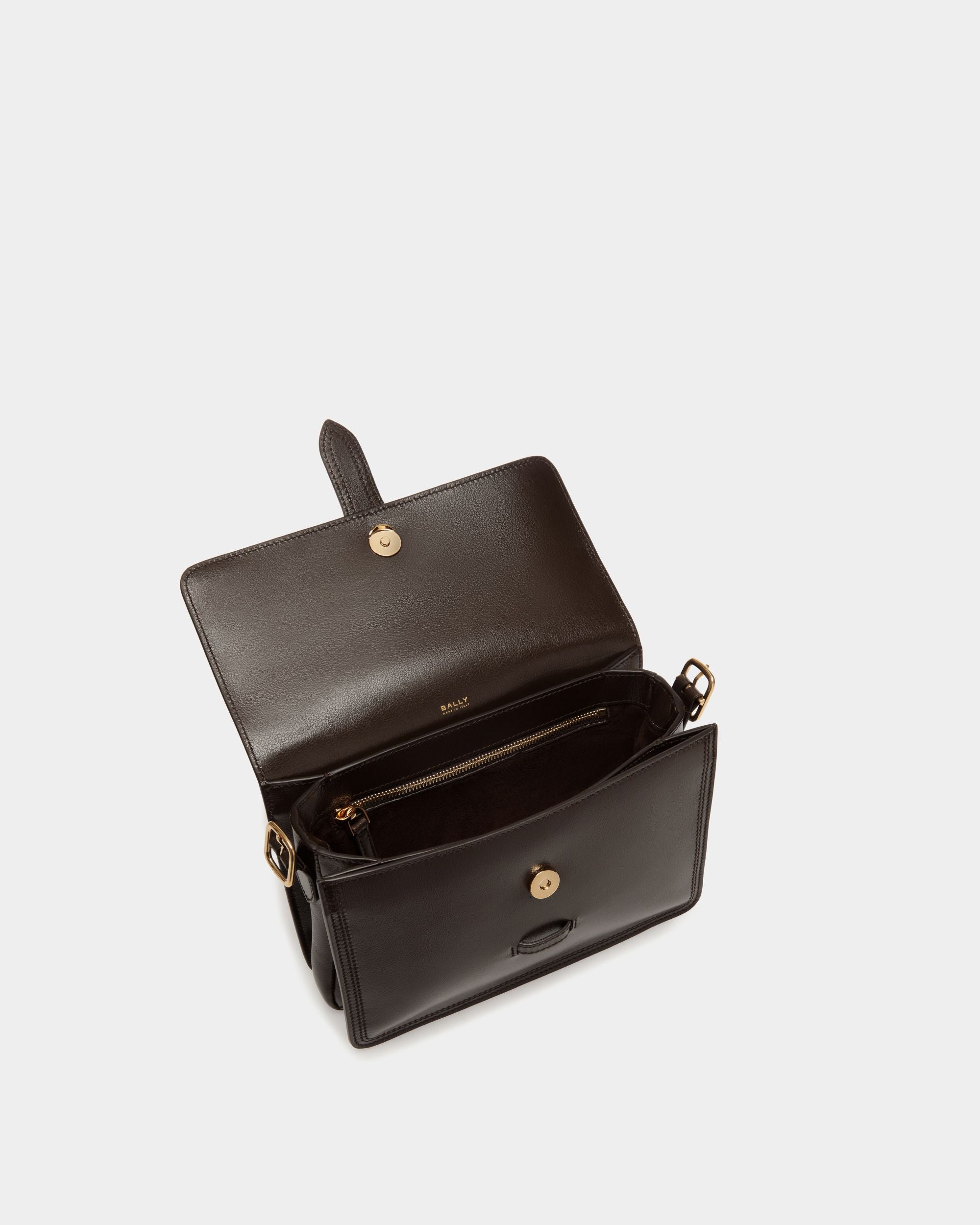 Beckett Crossbody Bag in Ebano Leather - Homme - Bally - 04