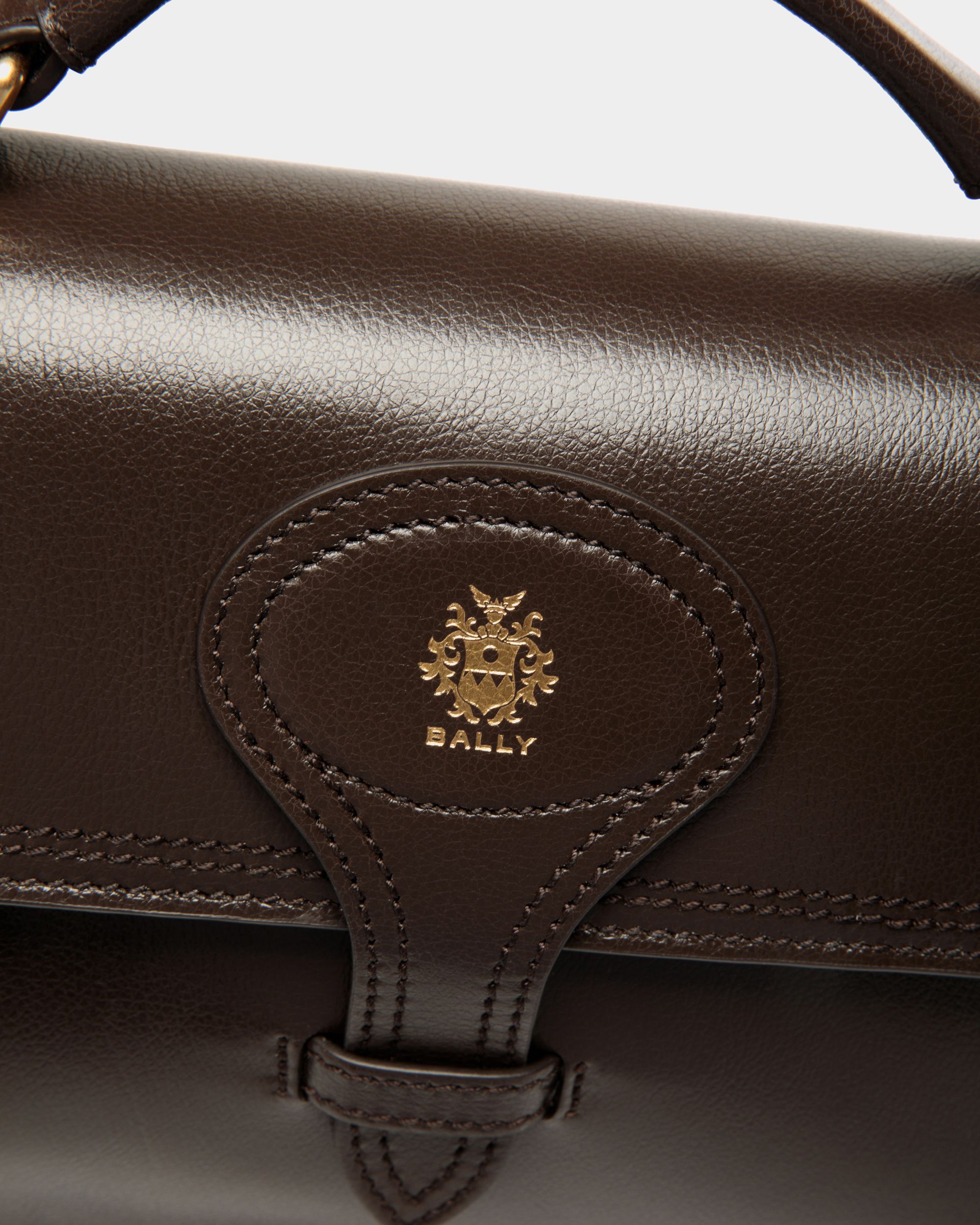 Beckett Crossbody Bag in Ebano Leather - Homme - Bally - 05