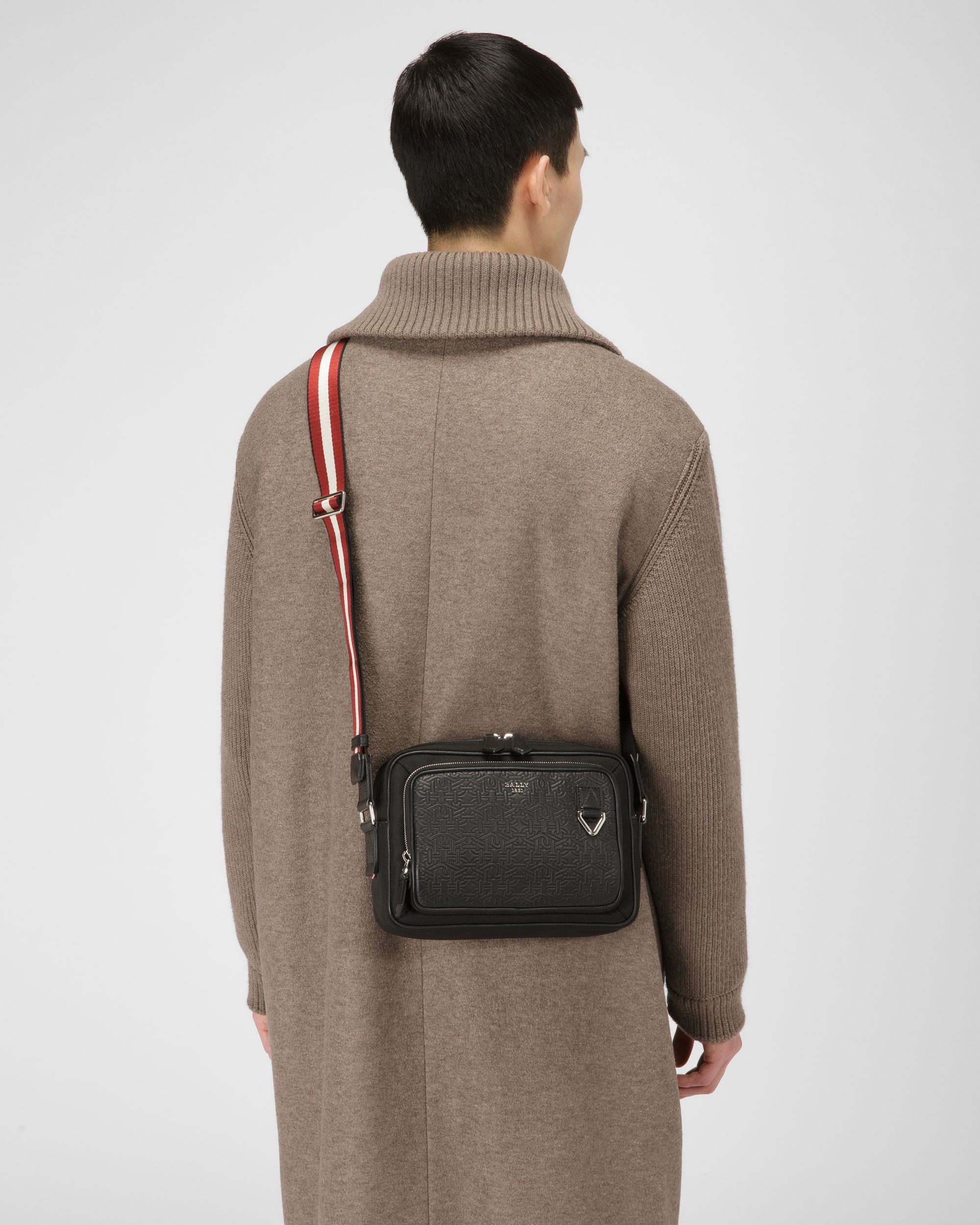 Cadran Sac Bandoulière En Nylon Et Cuir Noir - Homme - Bally - 01