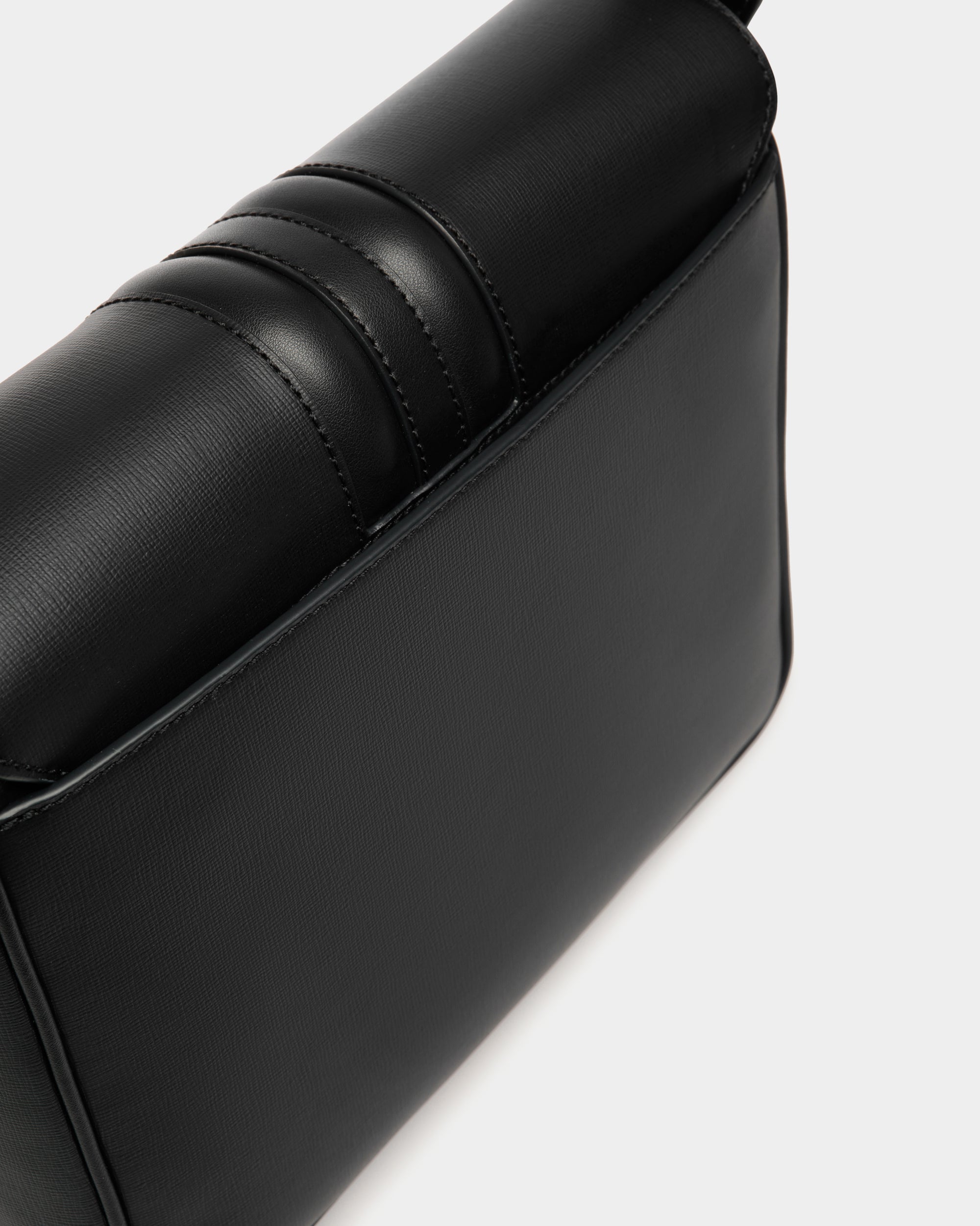 Sac À Bandoulière Mythos En Cuir Recyclé Noir - Homme - Bally - 05