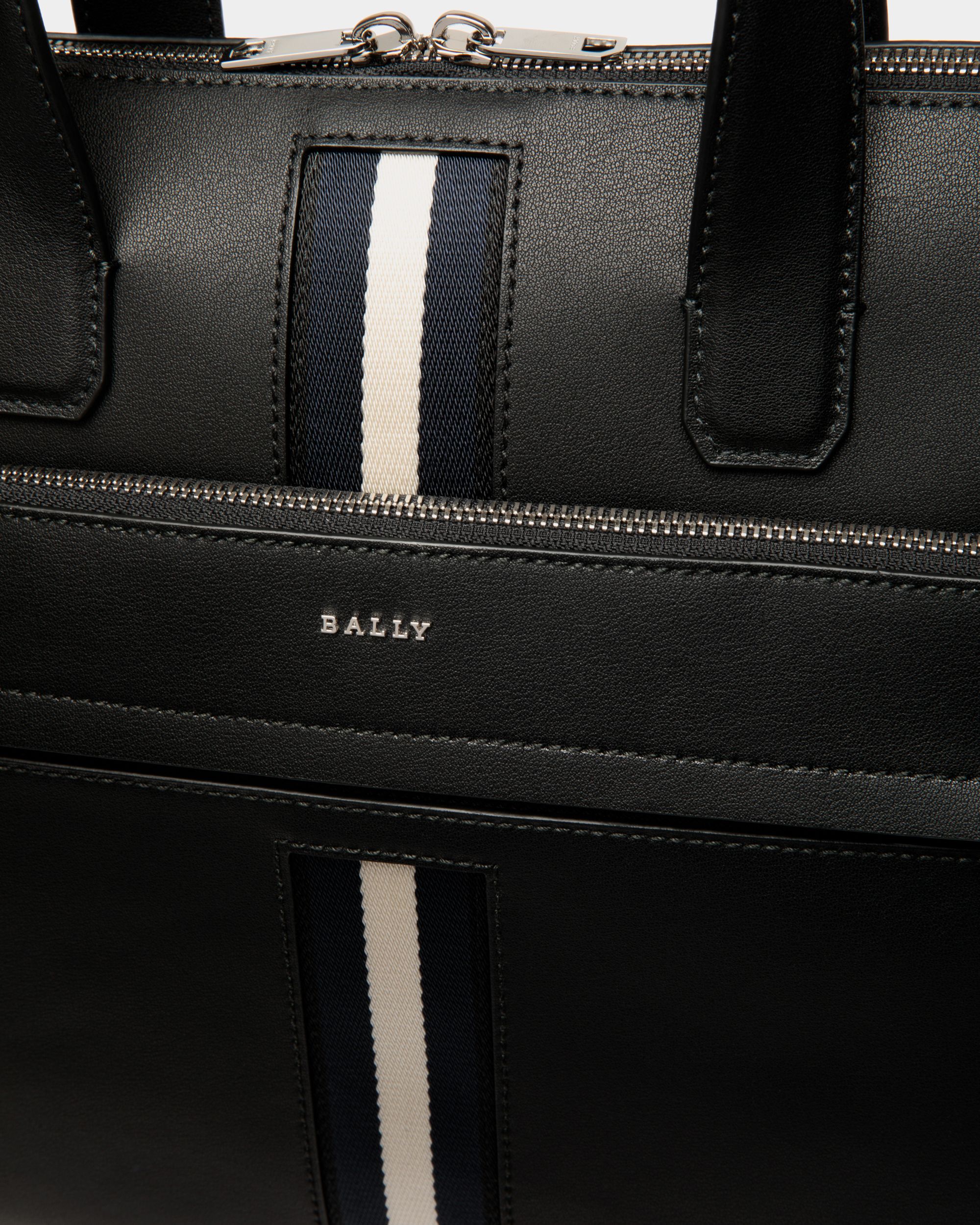 Case In Black Leather - Herren - Bally - 05