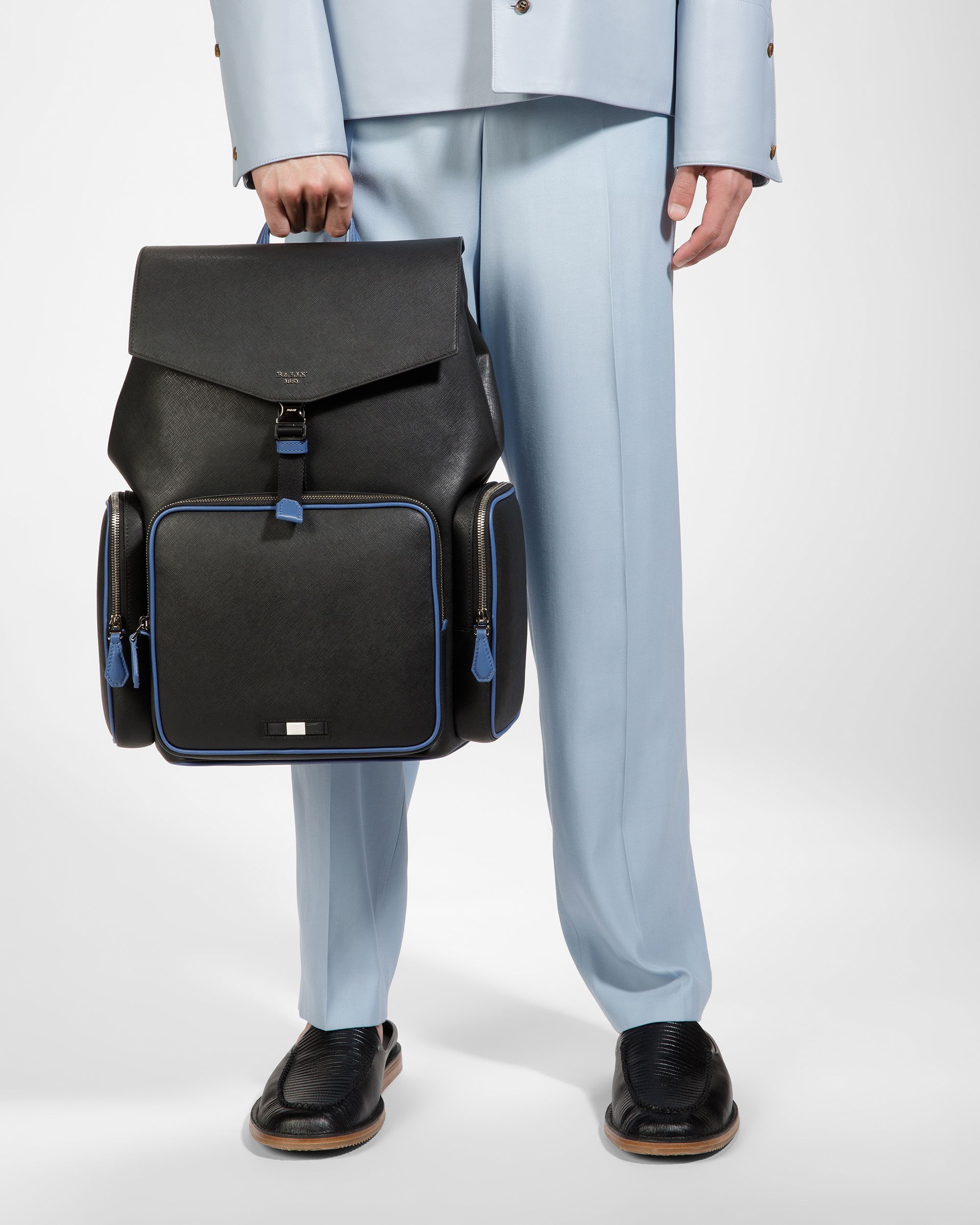 Maxi Lederrucksack In Schwarz Und Neonblau - Herren - Bally - 06