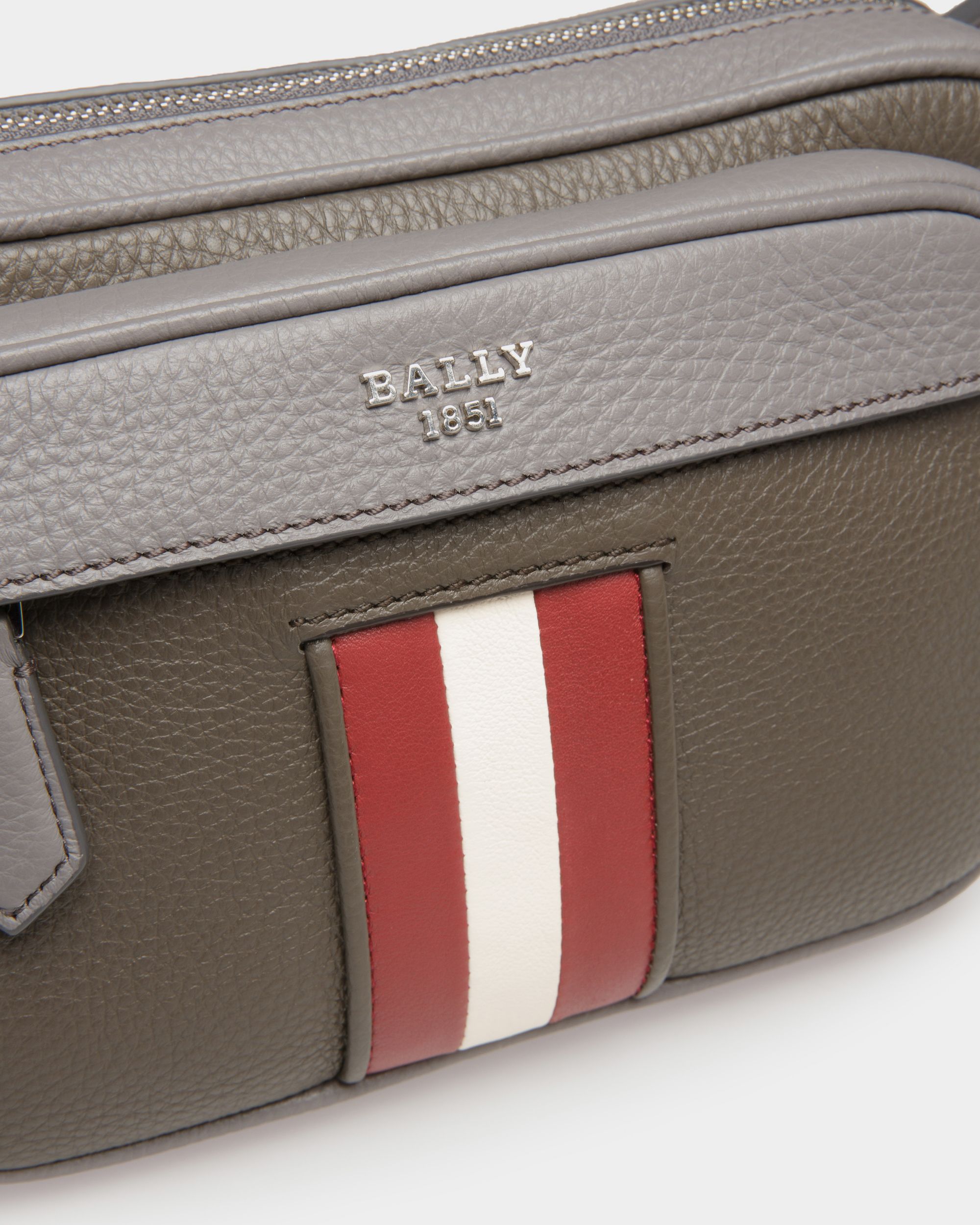Hilbert Sac De Transport En Cuir Vert Militaire - Homme - Bally - 02