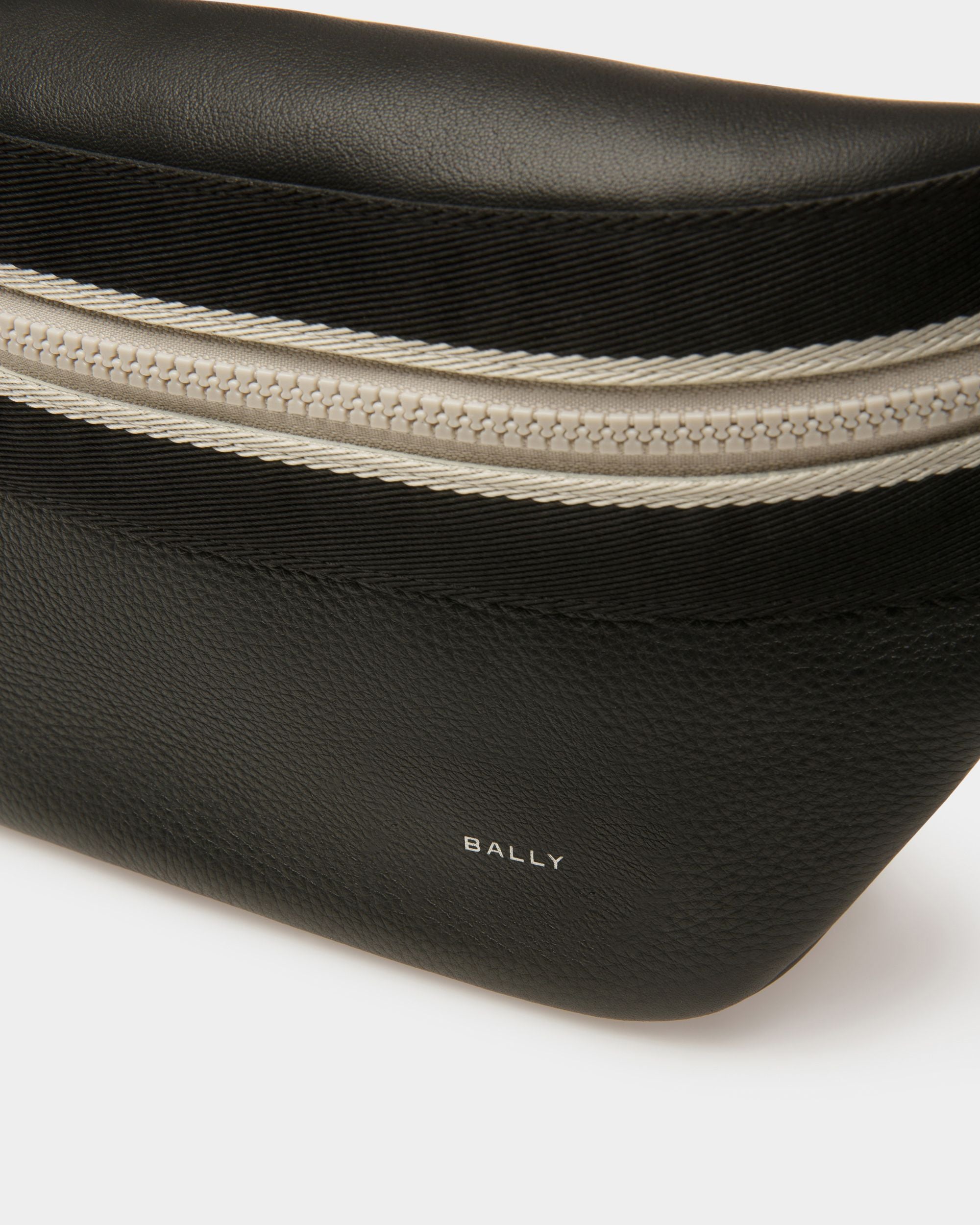 Ribbon Gürteltasche Aus Leder In Schwarz - Herren - Bally - 05