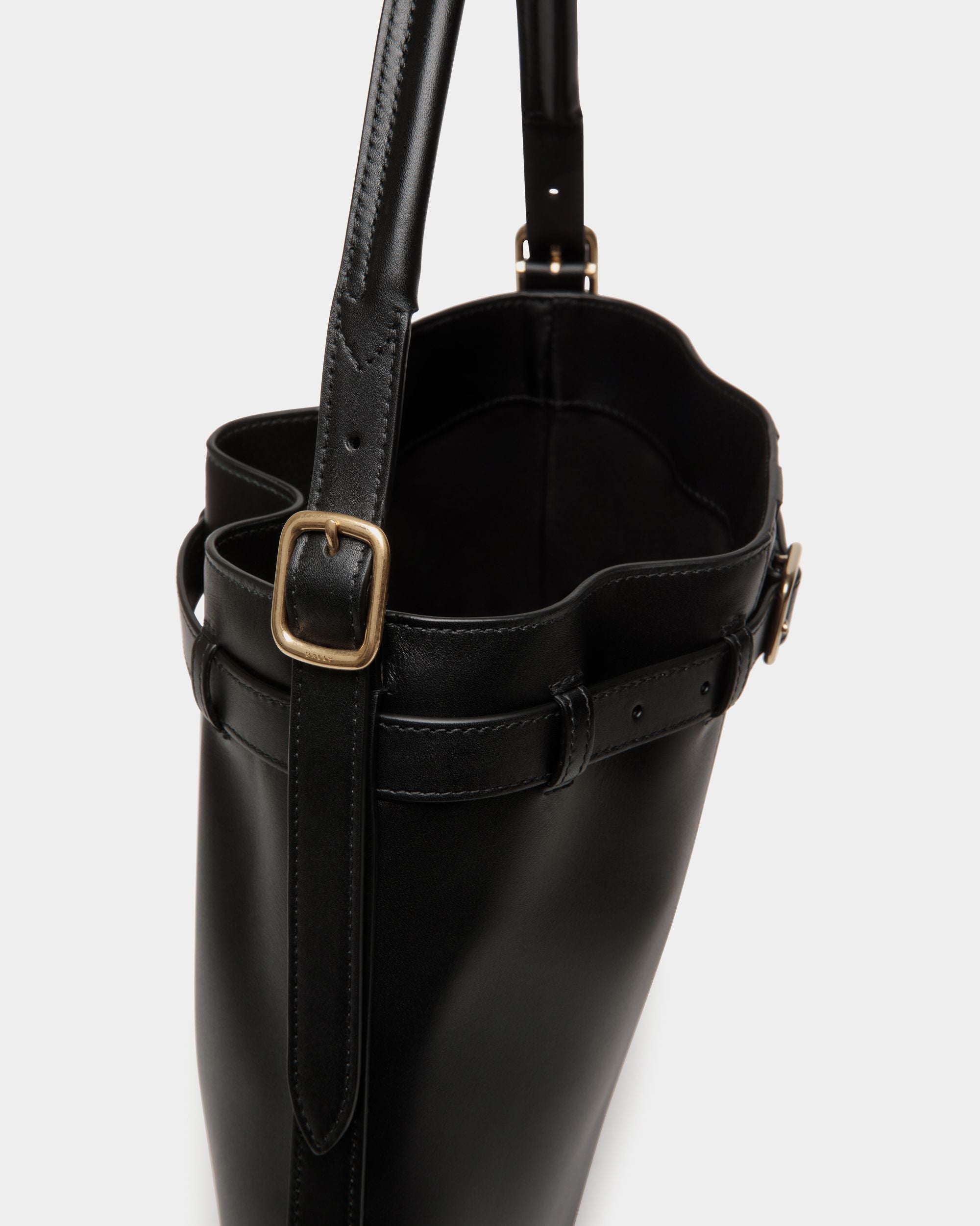 Beckett Crossbody Bag In Black Leather - Men's - Bally - 06