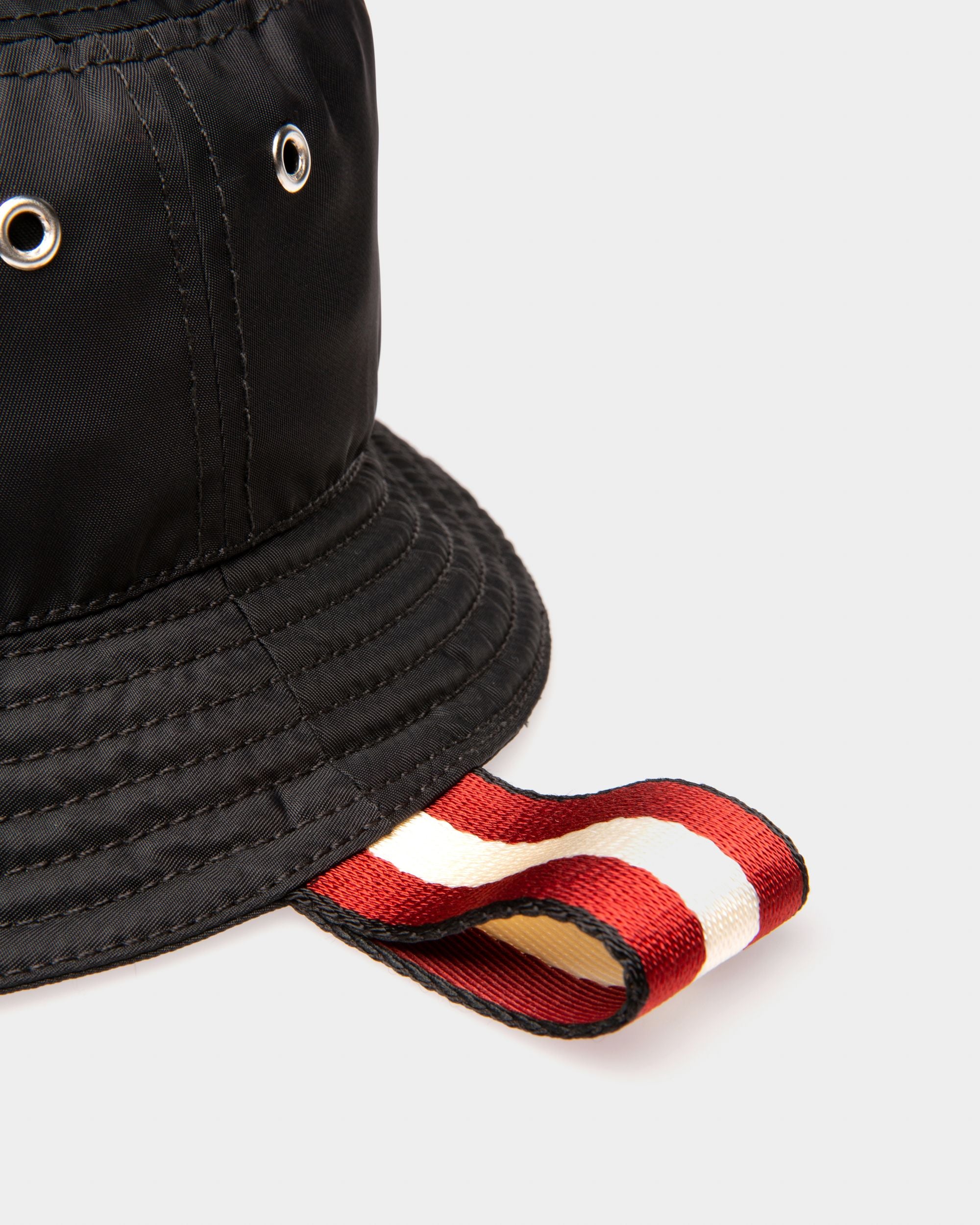 Chapeau Seau En Nylon Recyclé Noir - Homme - Bally - 03