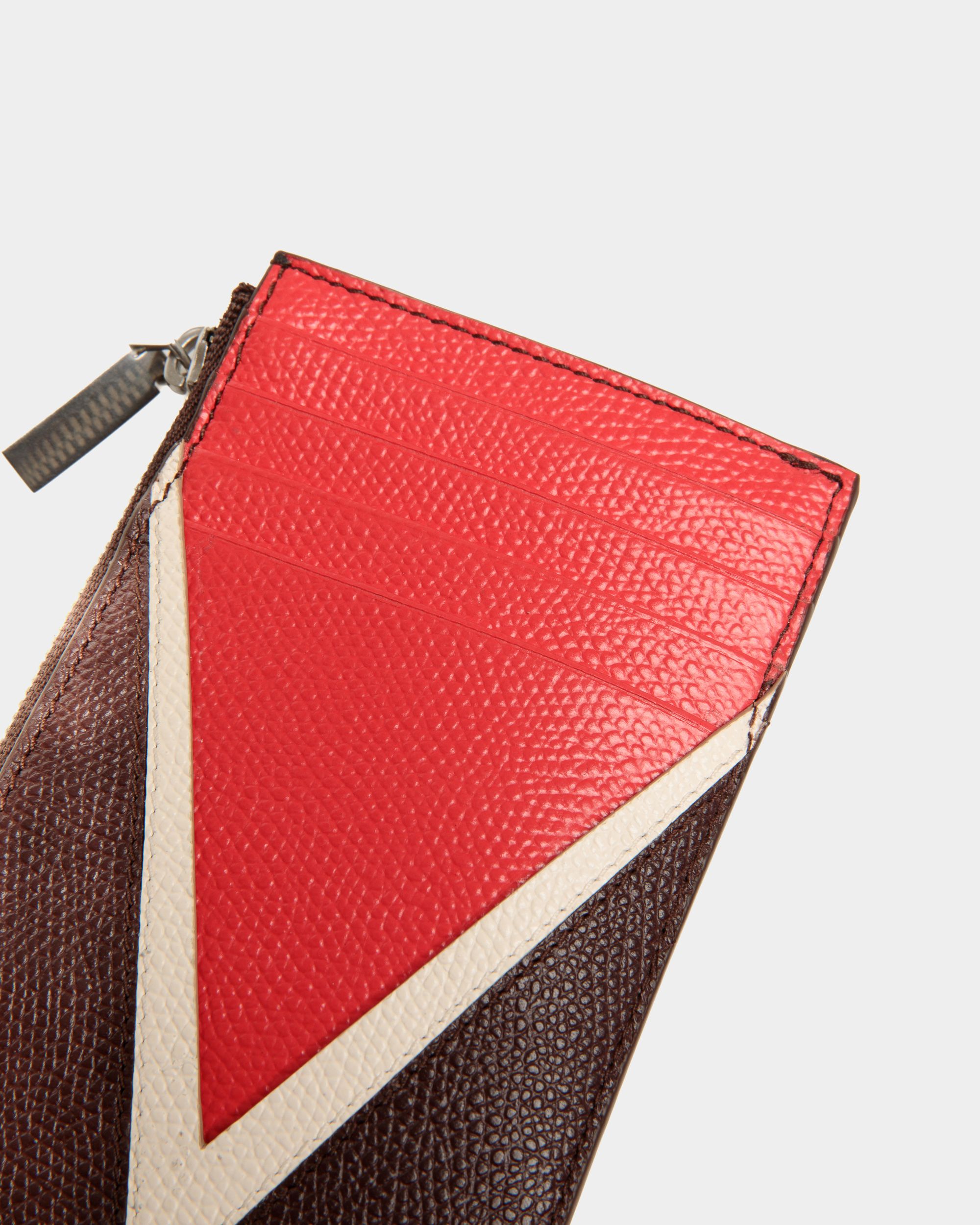 Flag Kartenetui Mit Münzfach Aus Geprägtem Leder In Kastanienbraun Und Rot - Herren - Bally - 04