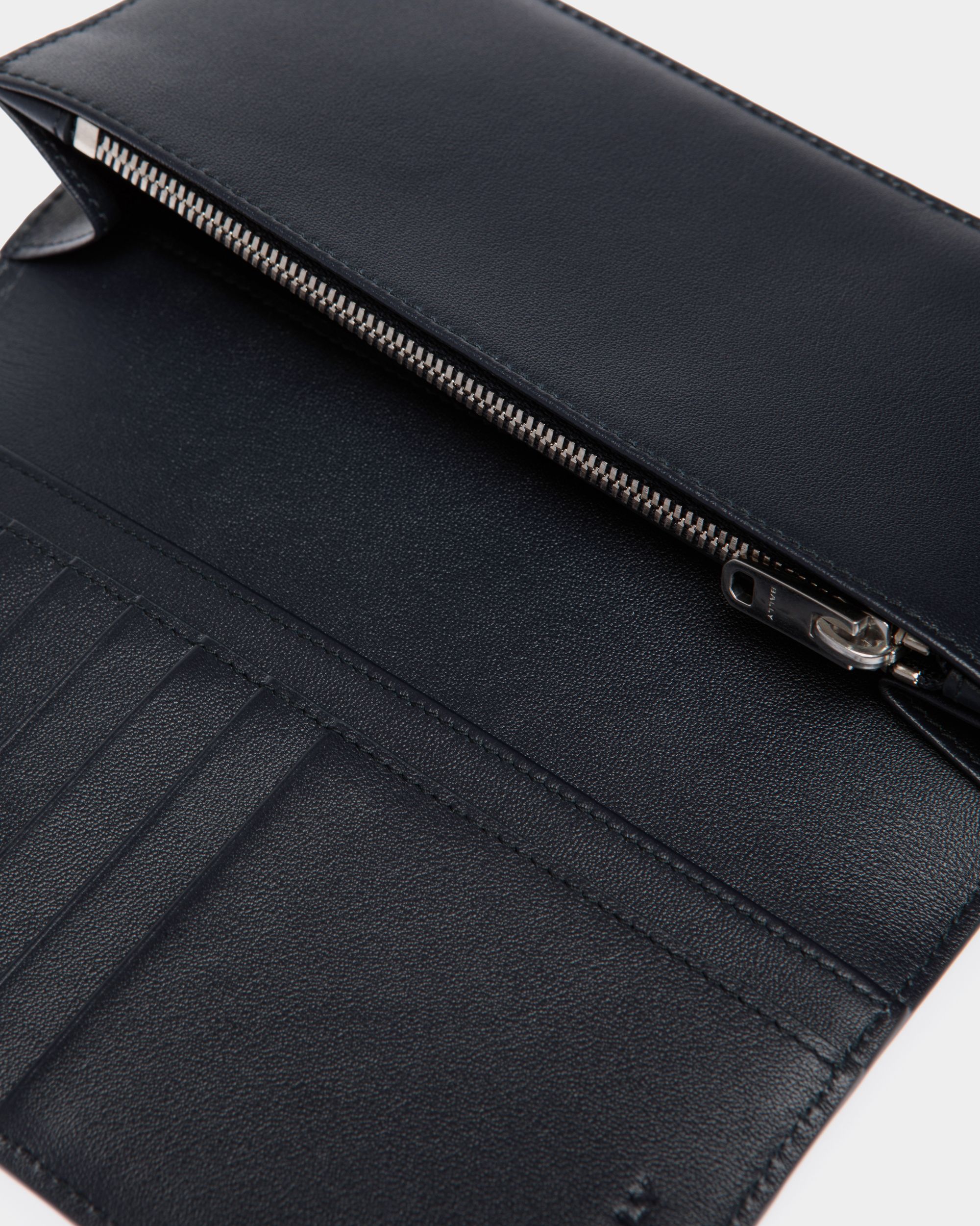 Portefeuille Continental Mythos En Cuir Recyclé Navy Blue - Homme - Bally - 04