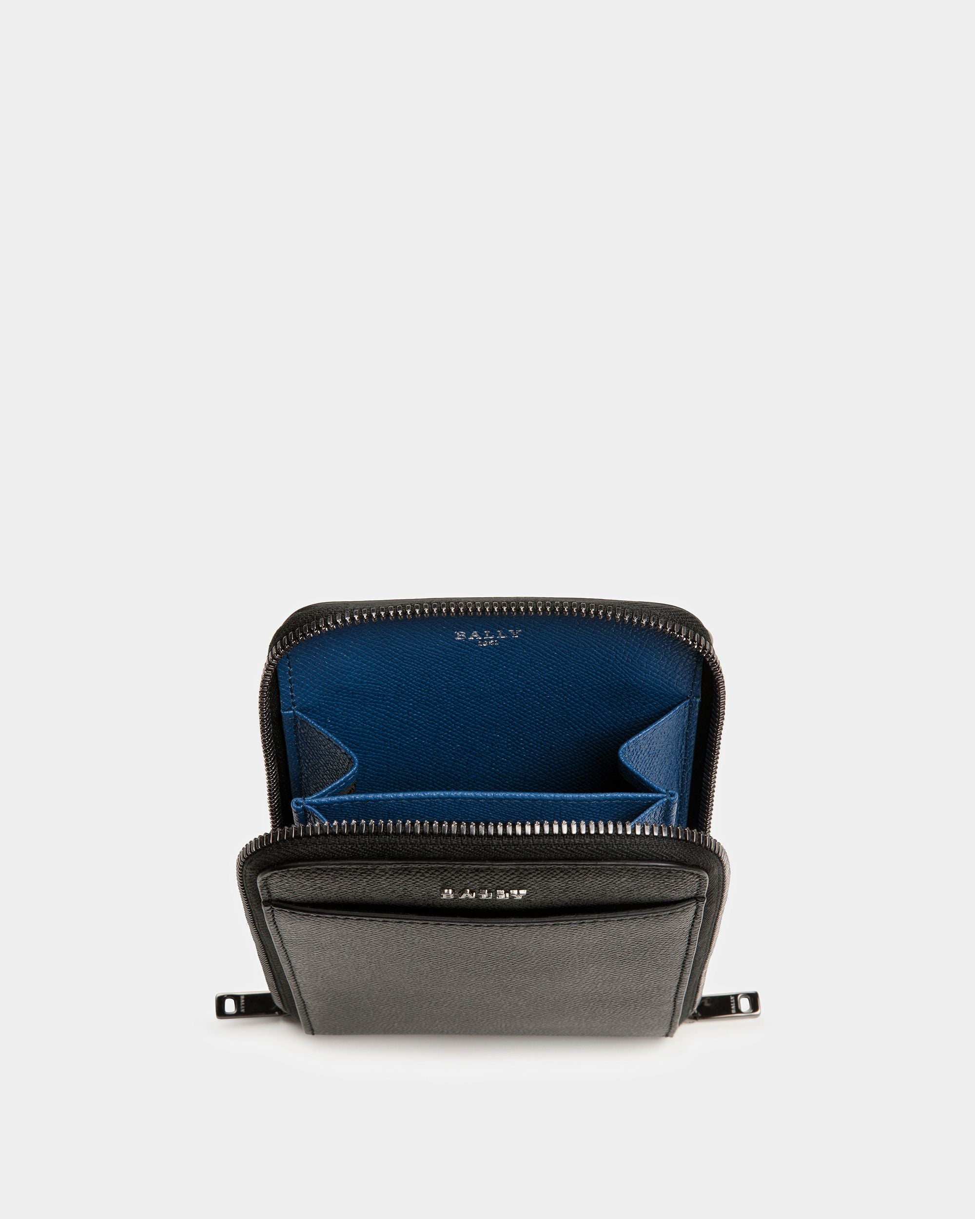 Brantlee Leather Carry Case In Black And Blue Neon - Herren - Bally - 04