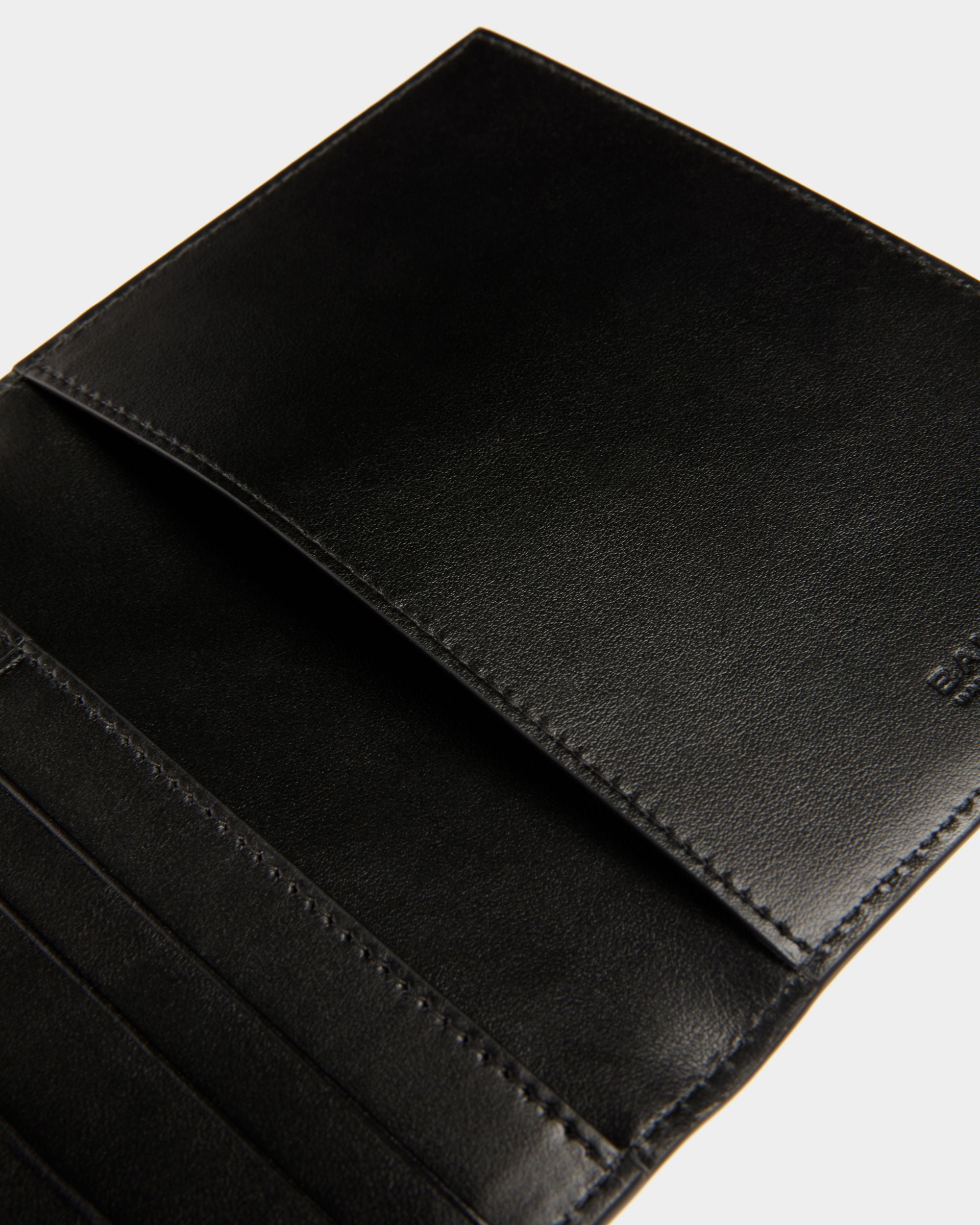 Banque Reisepassetui Aus Leder in Schwarz - Herren - Bally - 04