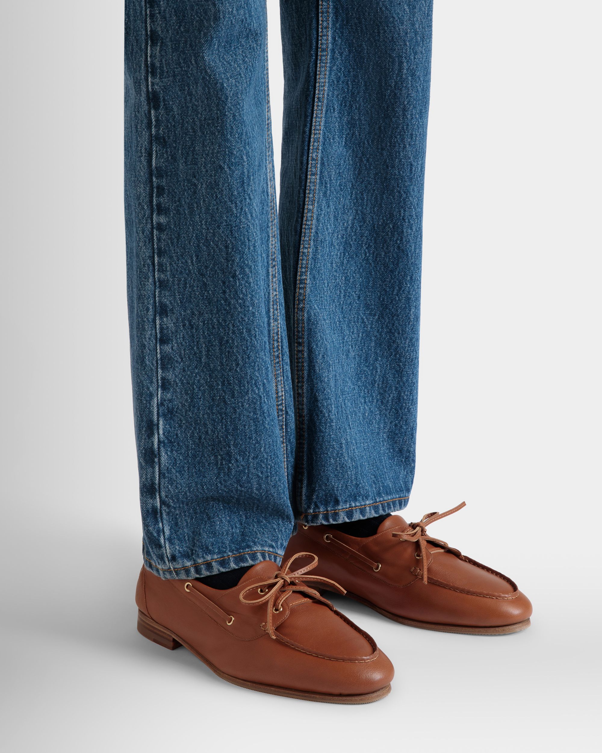 Mocassin Plume En Cuir Marron - Homme - Bally - 02
