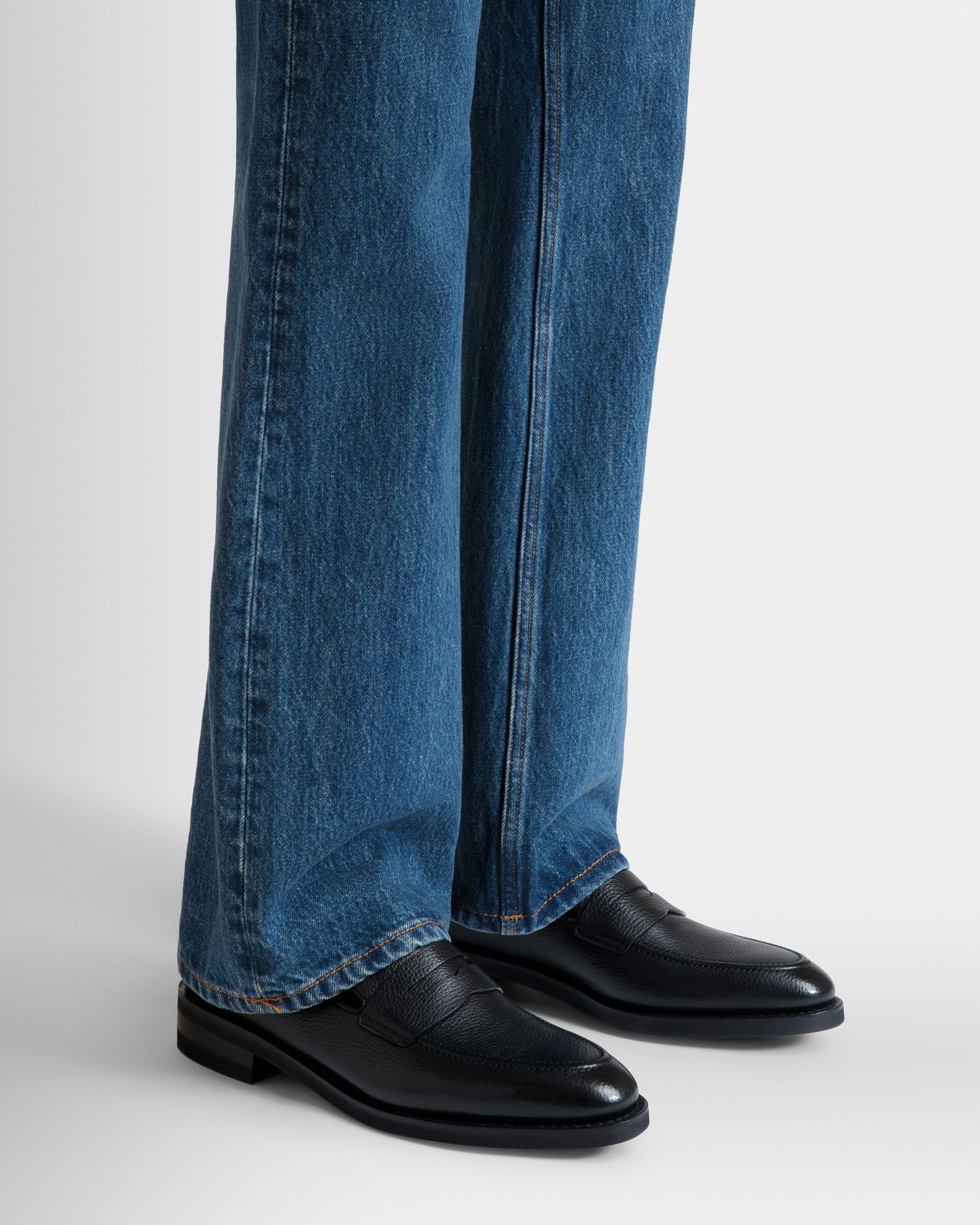 Mocassin Scribe Un En Cuir De Cerf Noir - Homme - Bally - 02