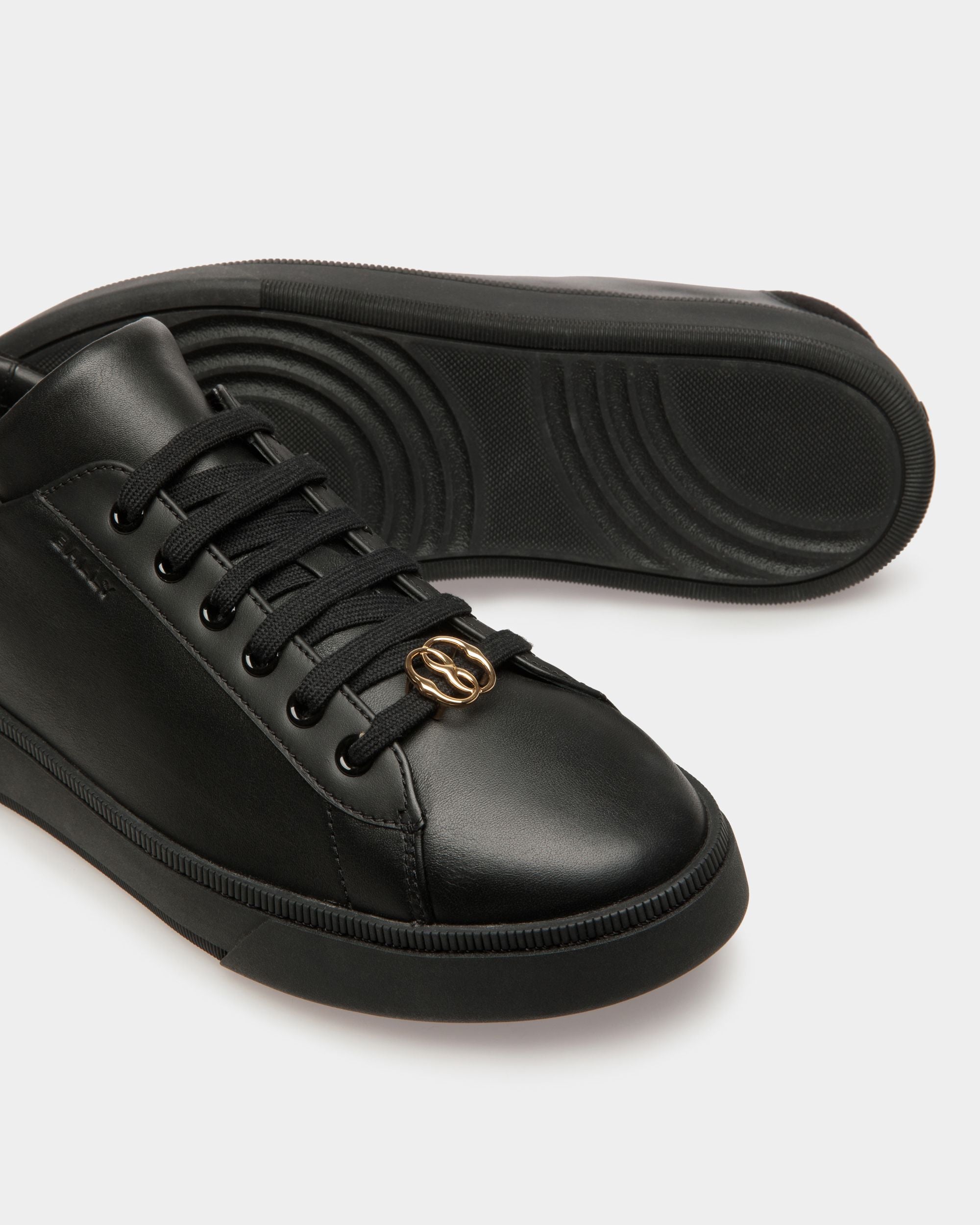 Zapatillas Raise De Piel En Negro - Hombre - Bally - 06
