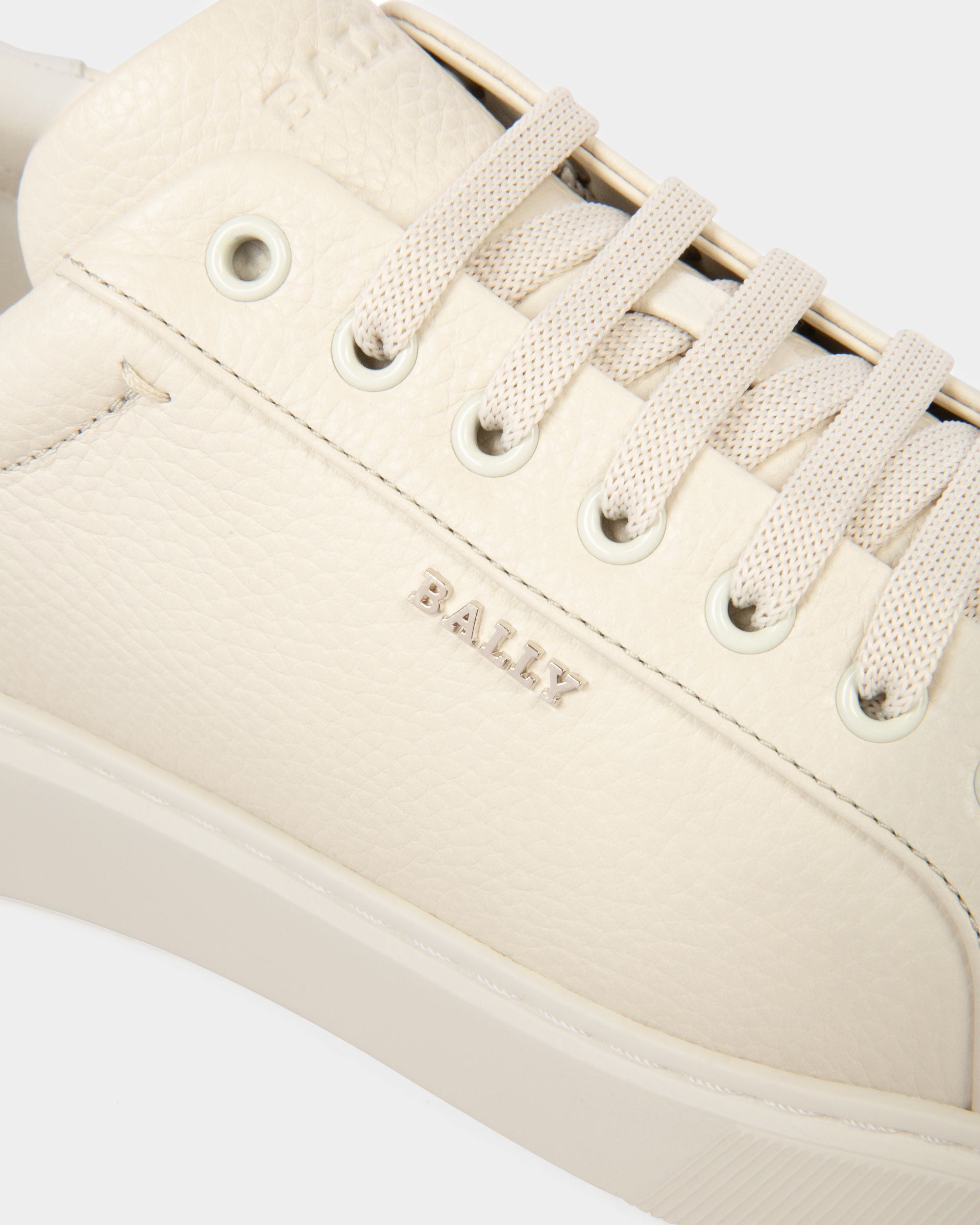 Miky Sneakers En Cuir Blanc Et Blanc Poudreux - Homme - Bally - 03