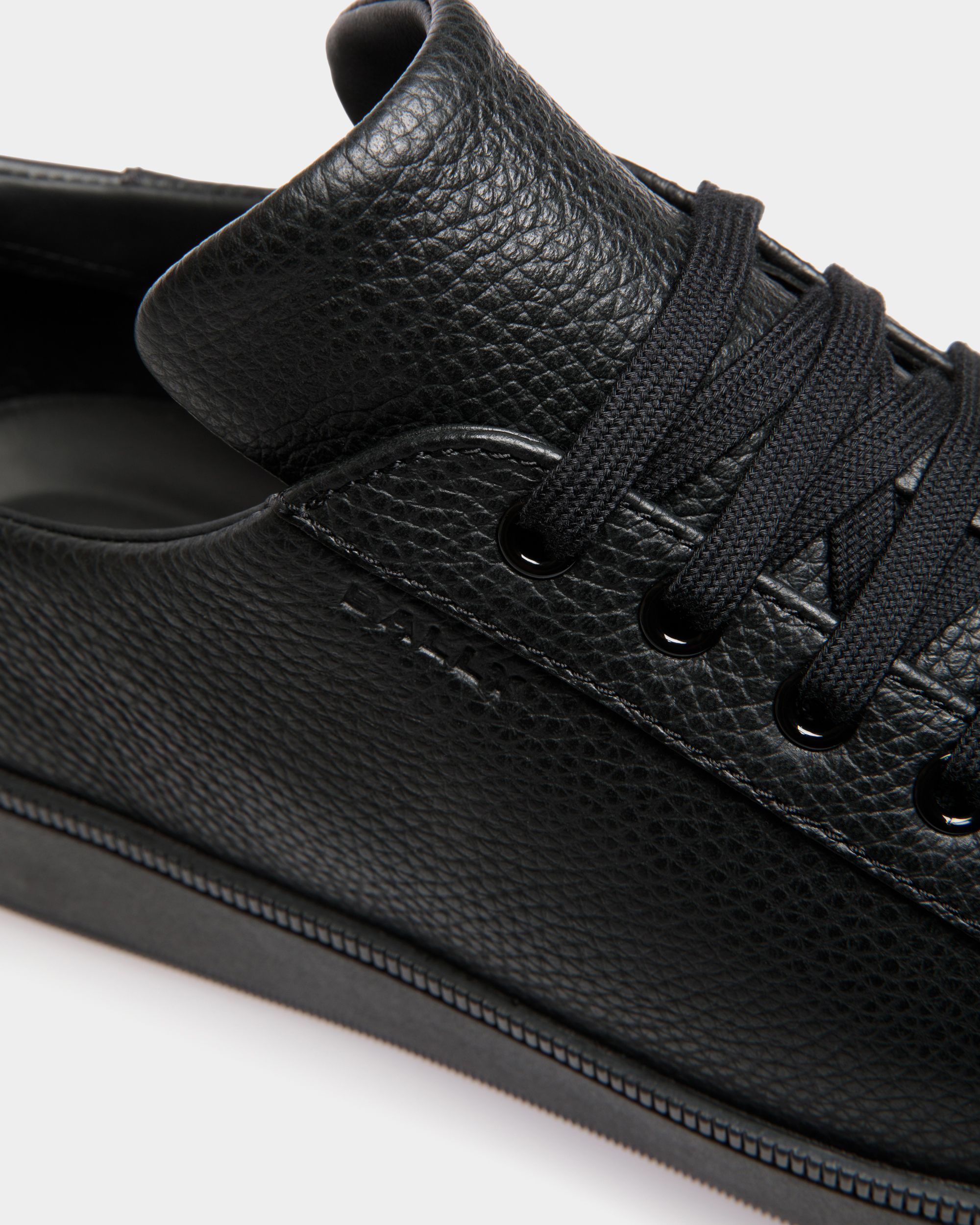 Raise Sneaker in Black Grained Leather - Homme - Bally - 06