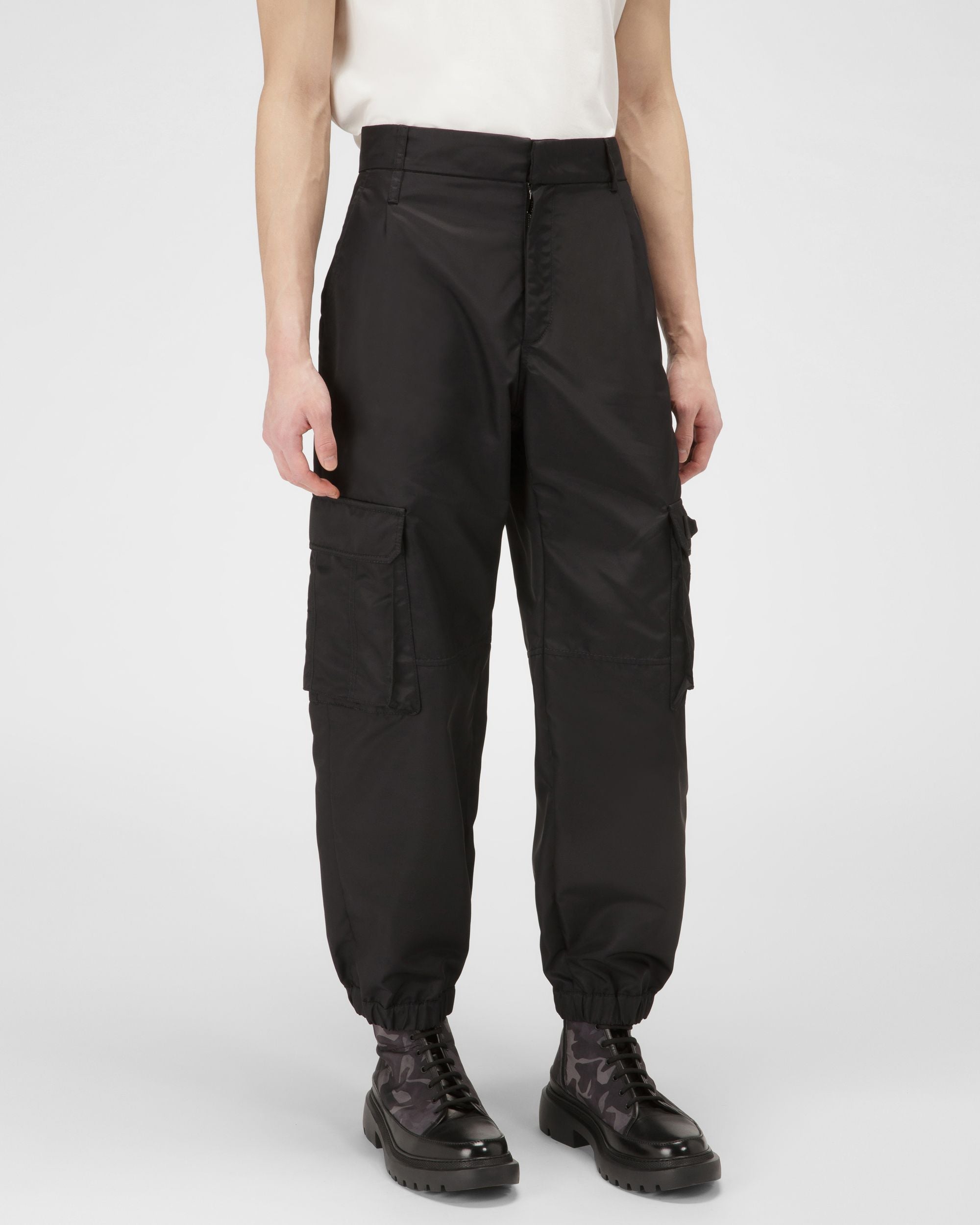 Recycled Nylon Trousers In Black - Men's - Bally - 01