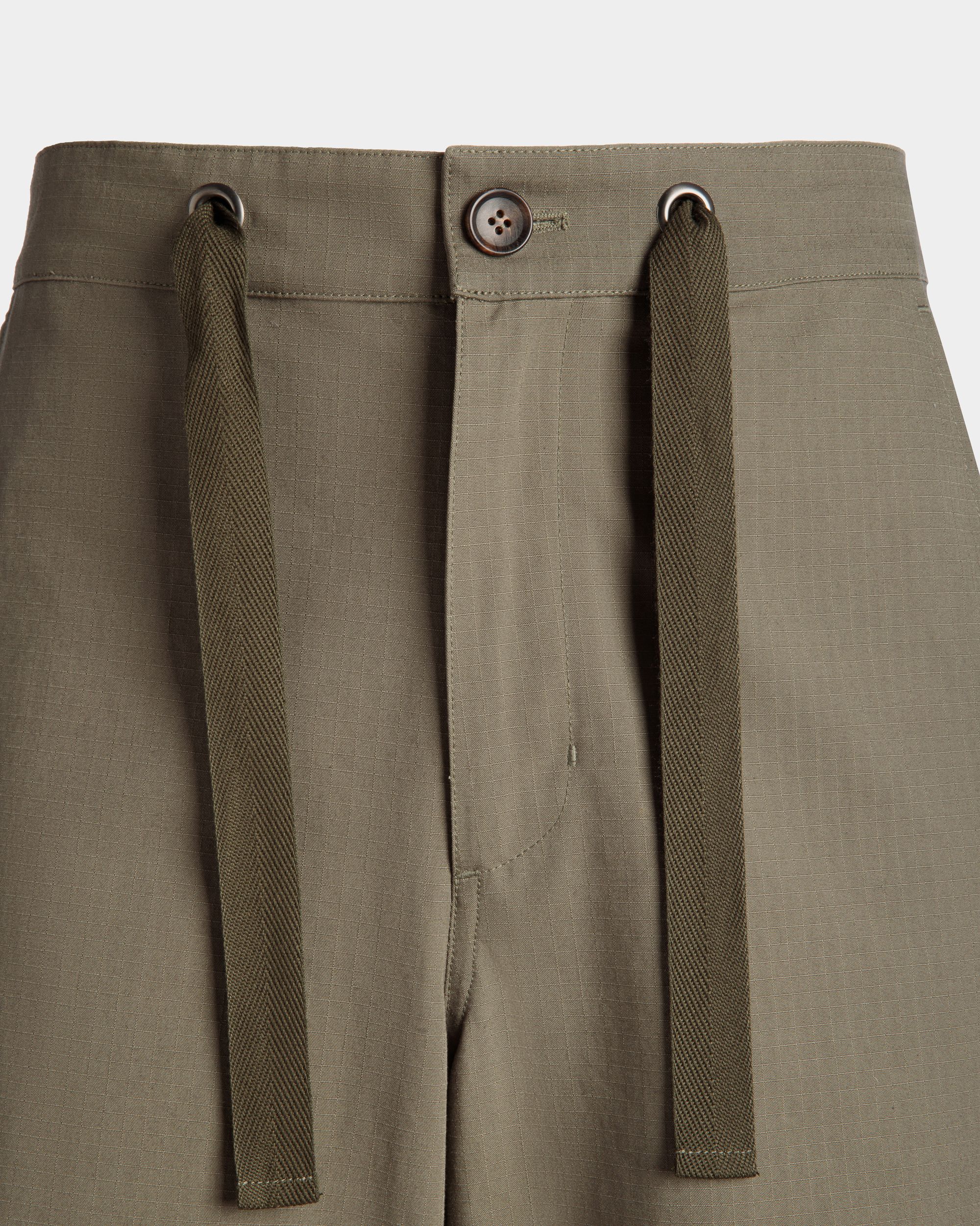 Pantalón Adrien Brody Travel Collection De Algodón Military Green - Hombre - Bally - 05