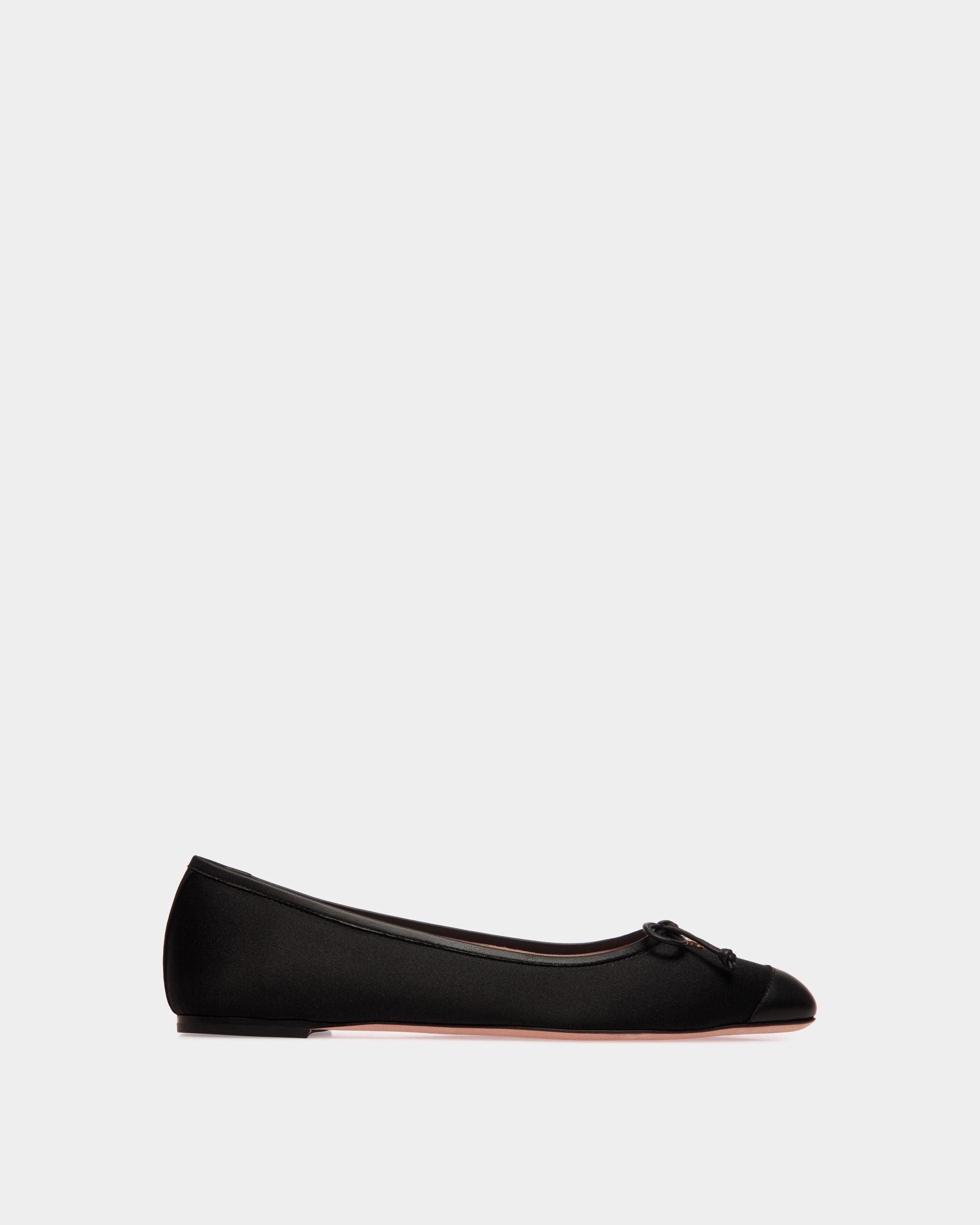 Zapato Plano Ballyrina De Tela Y Piel Negra - Mujer - Bally - 01